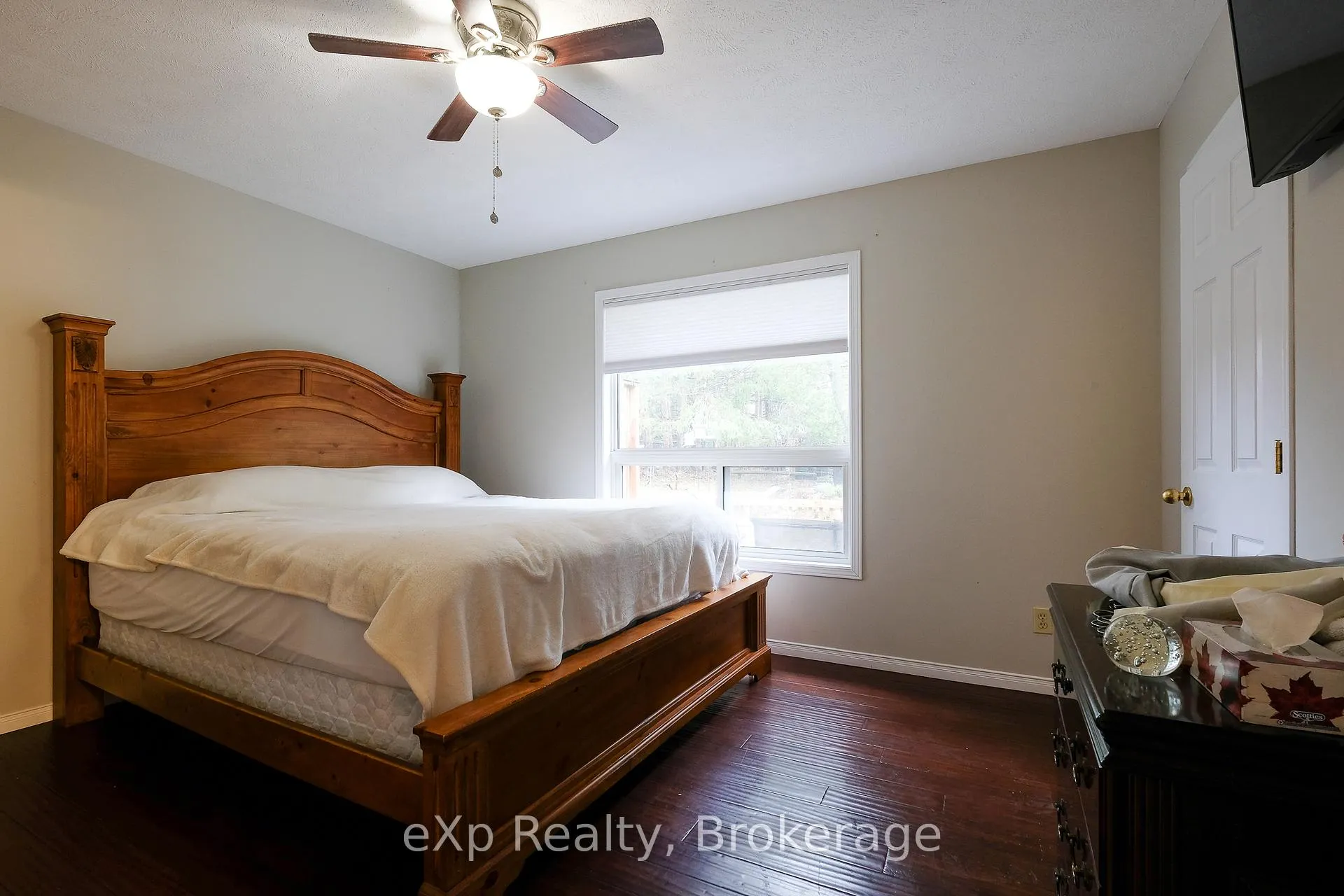 Photo 24 of 892 9th Avenue A, Owen Sound — HOMEH