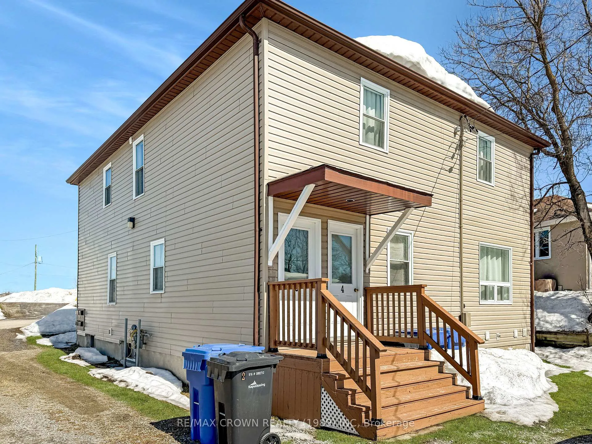 Photo 3 of 119 Byng Avenue, Kapuskasing — HOMEH
