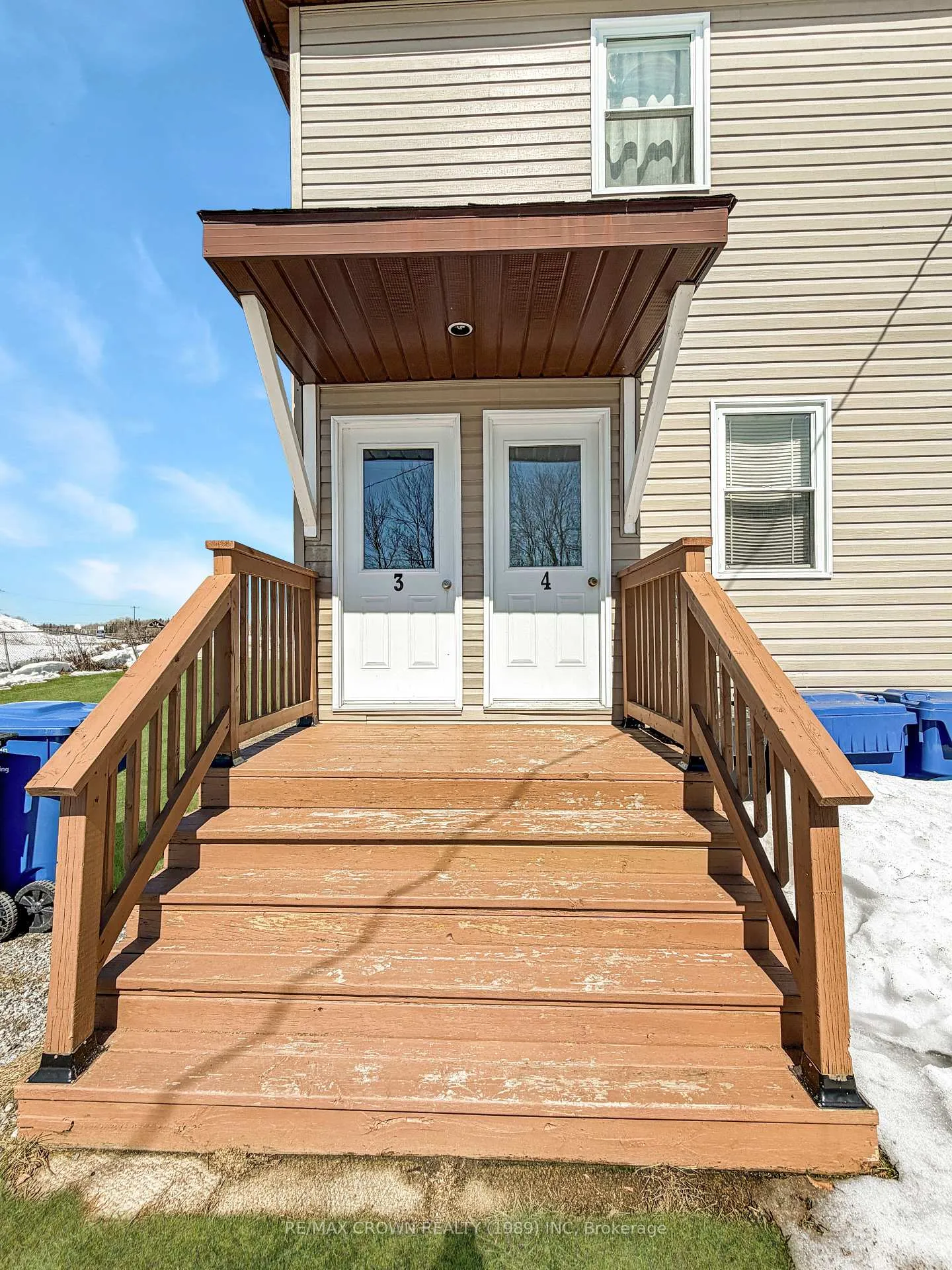 Photo 8 of 119 Byng Avenue, Kapuskasing — HOMEH