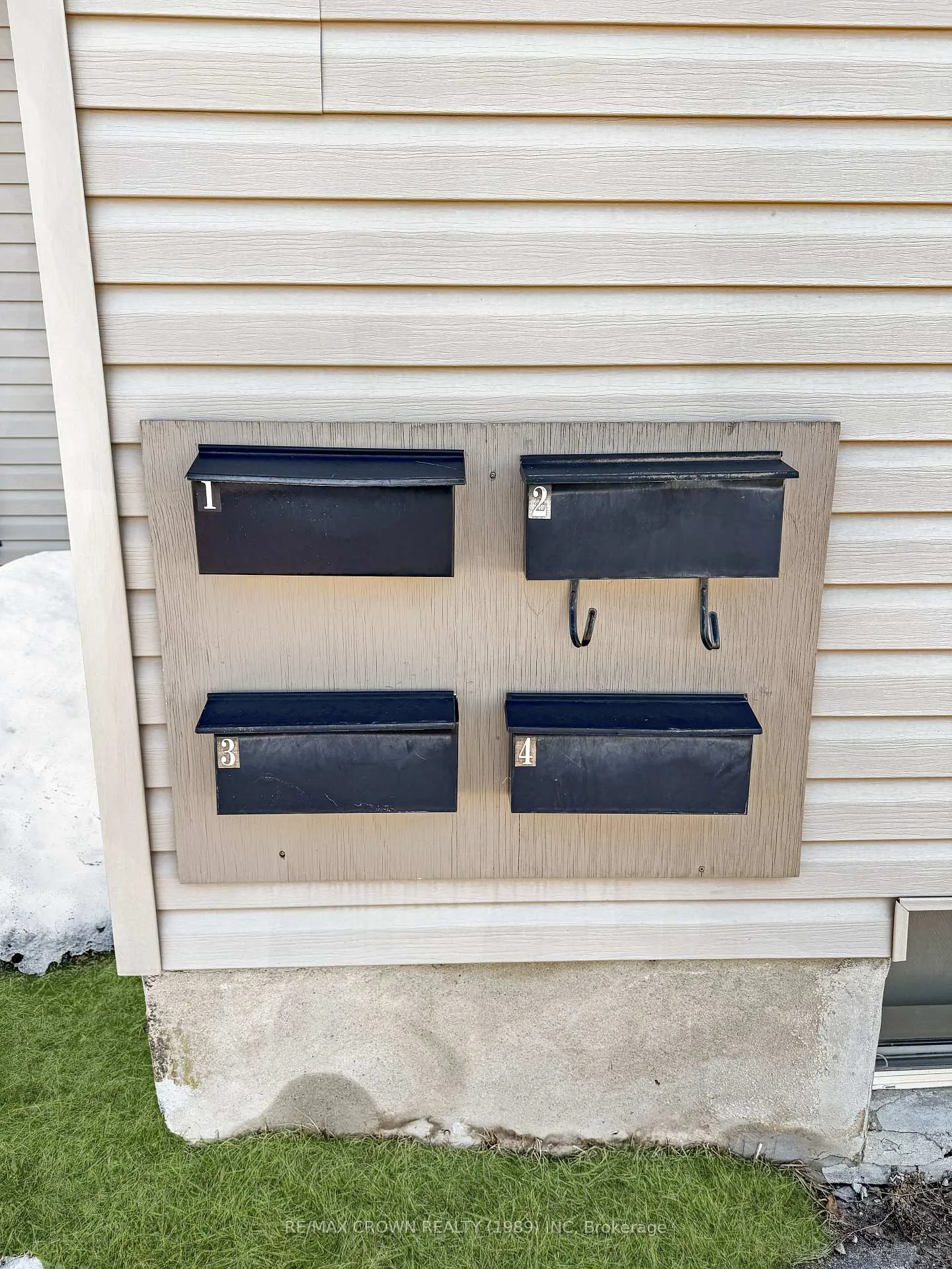 Photo 9 of 119 Byng Avenue, Kapuskasing — HOMEH