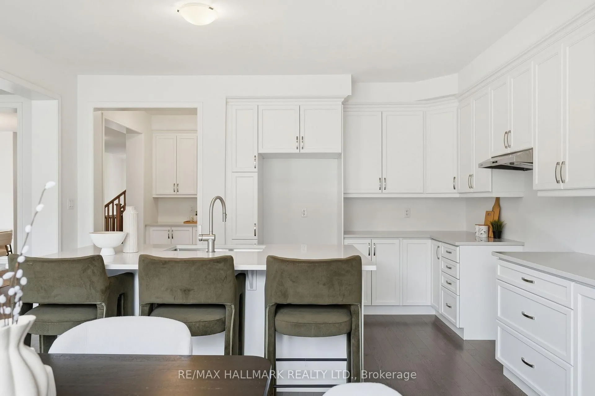 Photo 15 of 3071 Ireton Street, Innisfil, Rural Innisfil — HOMEH