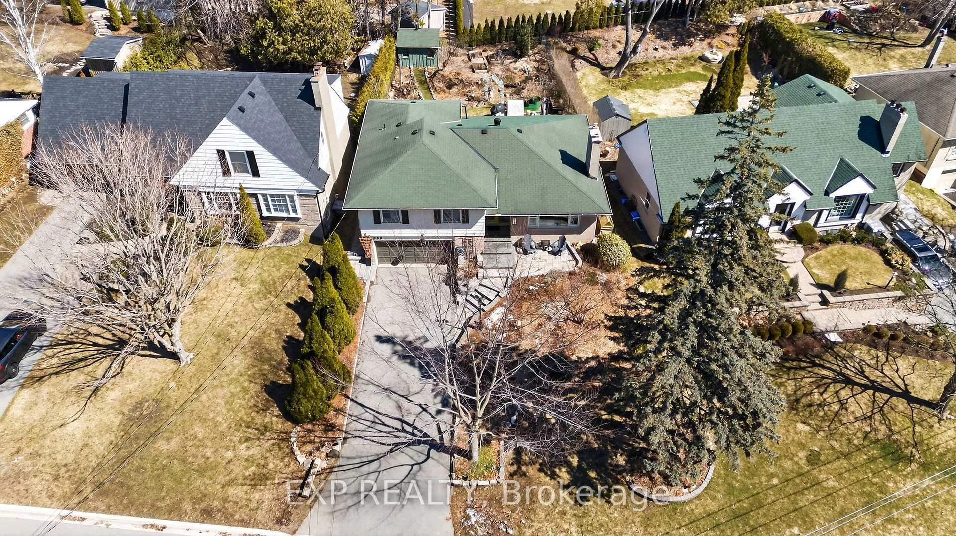 Photo 3 of 230 Glenwood Crescent, Oshawa, Centennial — HOMEH