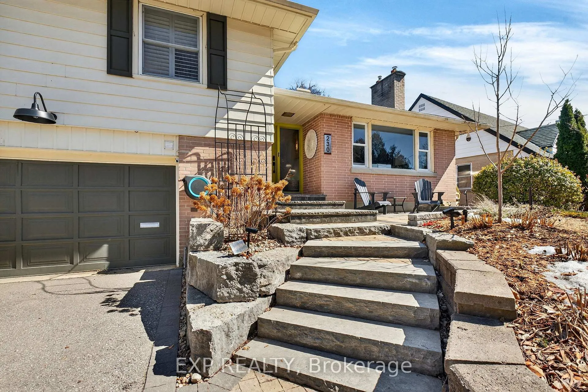 Photo 5 of 230 Glenwood Crescent, Oshawa, Centennial — HOMEH
