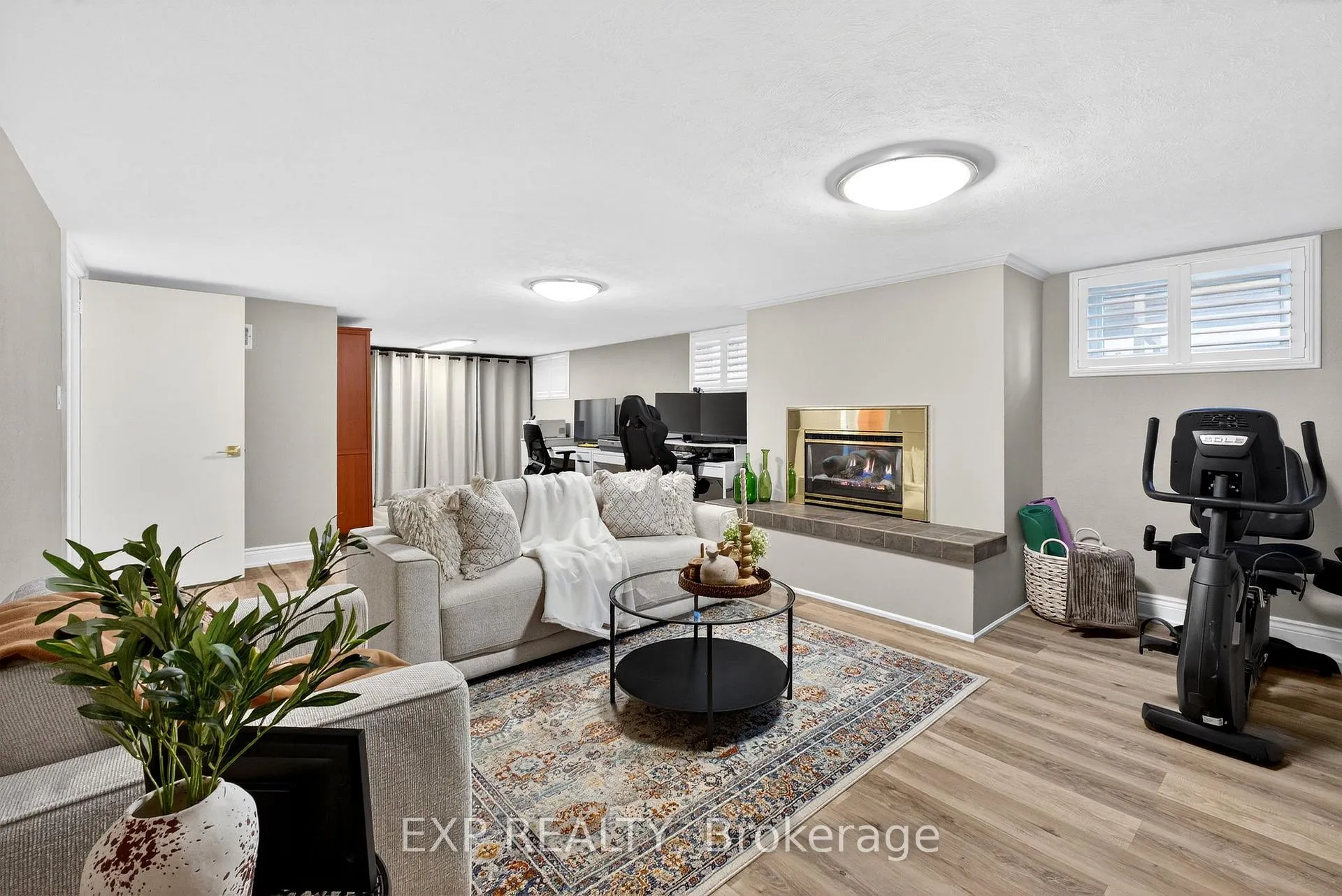 Photo 36 of 230 Glenwood Crescent, Oshawa, Centennial — HOMEH