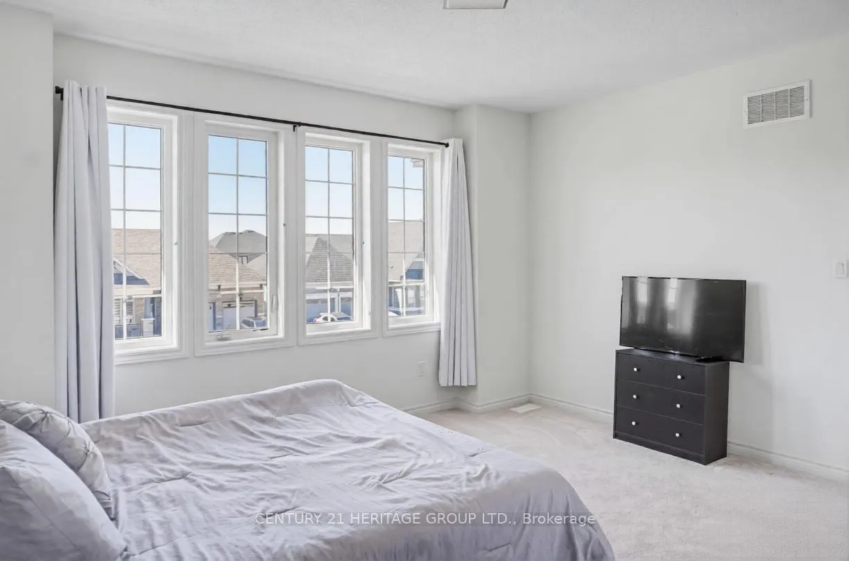 Photo 17 of 27 Orchid Crescent, Adjala-Tosorontio, Colgan — HOMEH