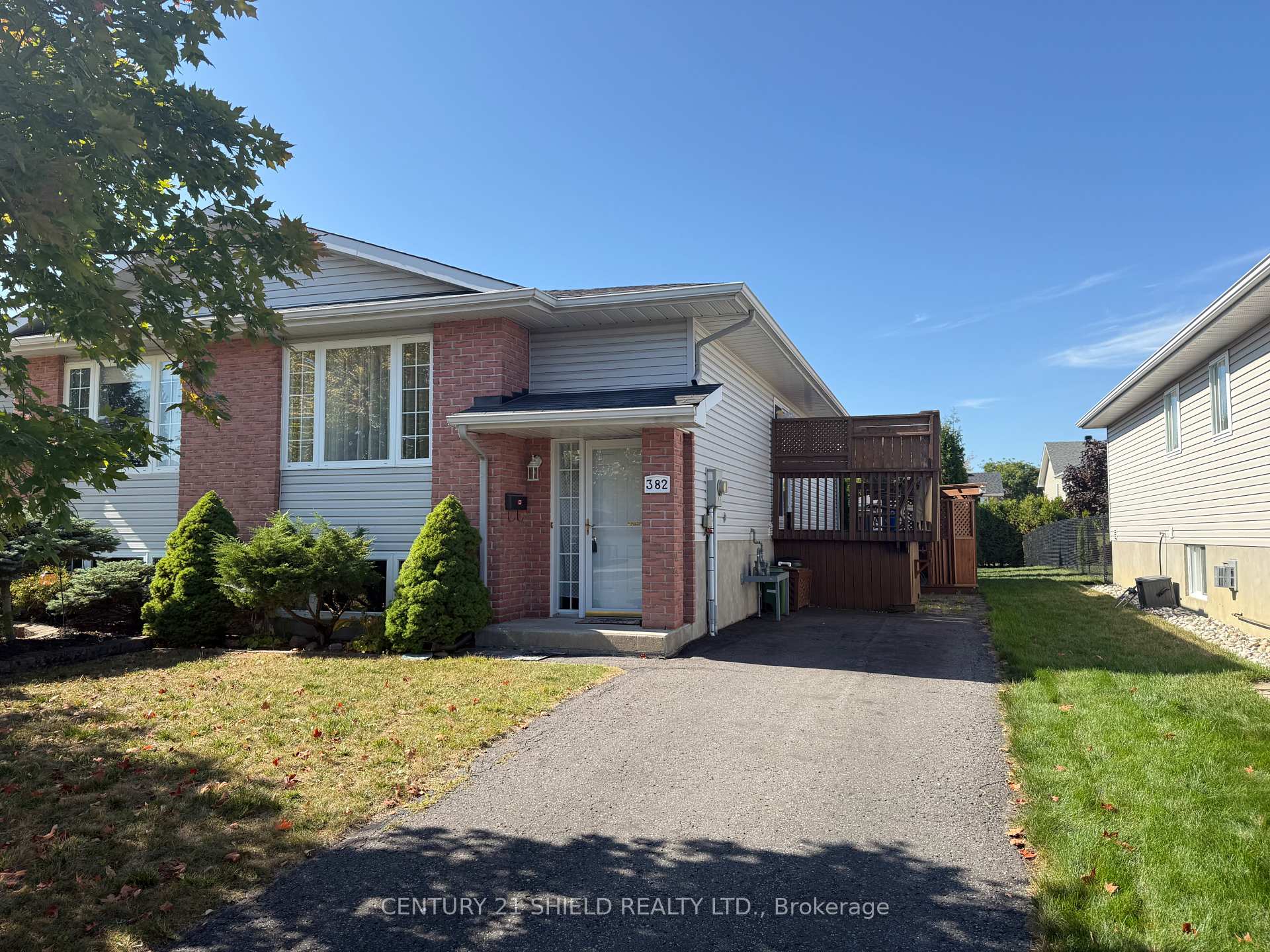 Photo 1 of 382 Ellen Avenue, Cornwall — HOMEH