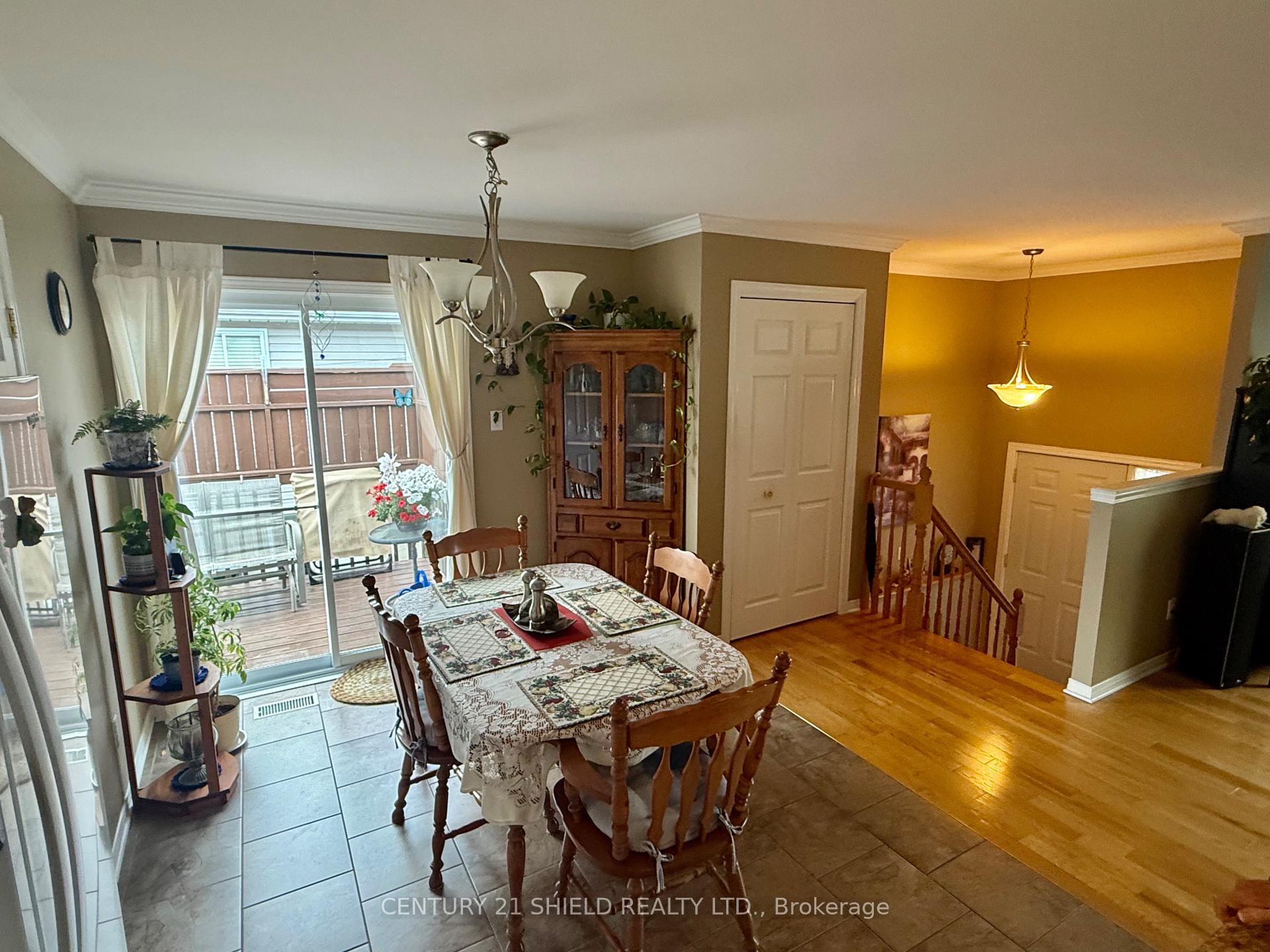 Photo 6 of 382 Ellen Avenue, Cornwall — HOMEH