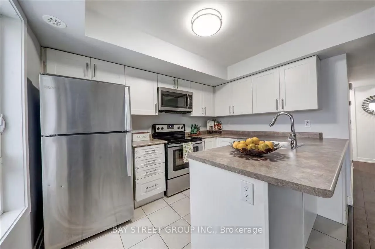 Photo 9 of Unit 311, 20 Dunsheath Way, Markham, Cornell — HOMEH