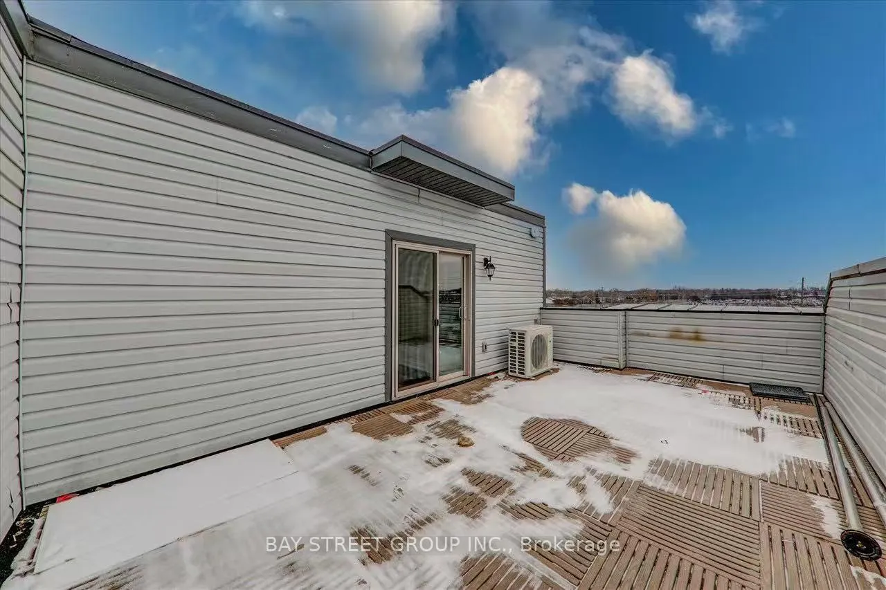 Photo 22 of Unit 311, 20 Dunsheath Way, Markham, Cornell — HOMEH