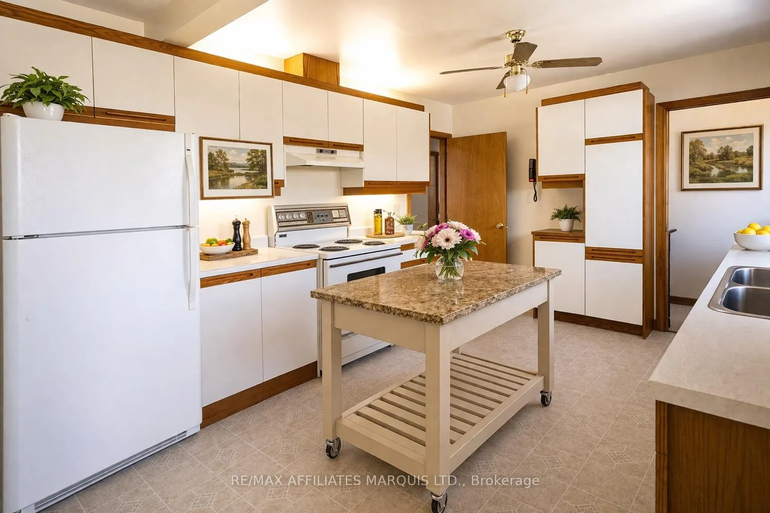 Photo 15 of 66 Fifth Street E, South Dundas, Morrisburg — HOMEH