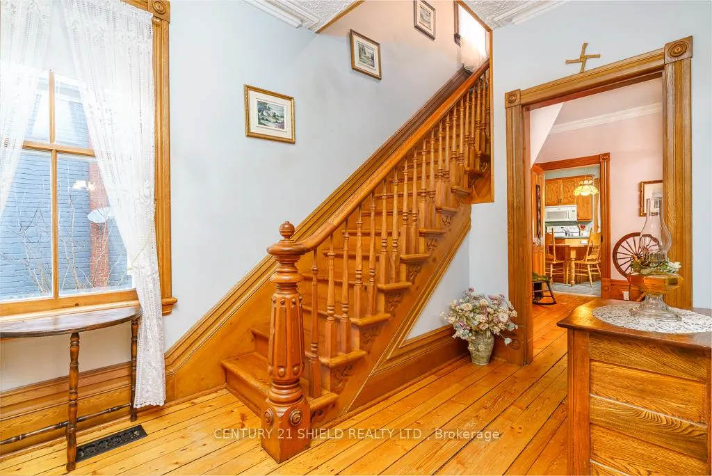 Photo 4 of 48 St George Street E, North Glengarry, Alexandria — HOMEH