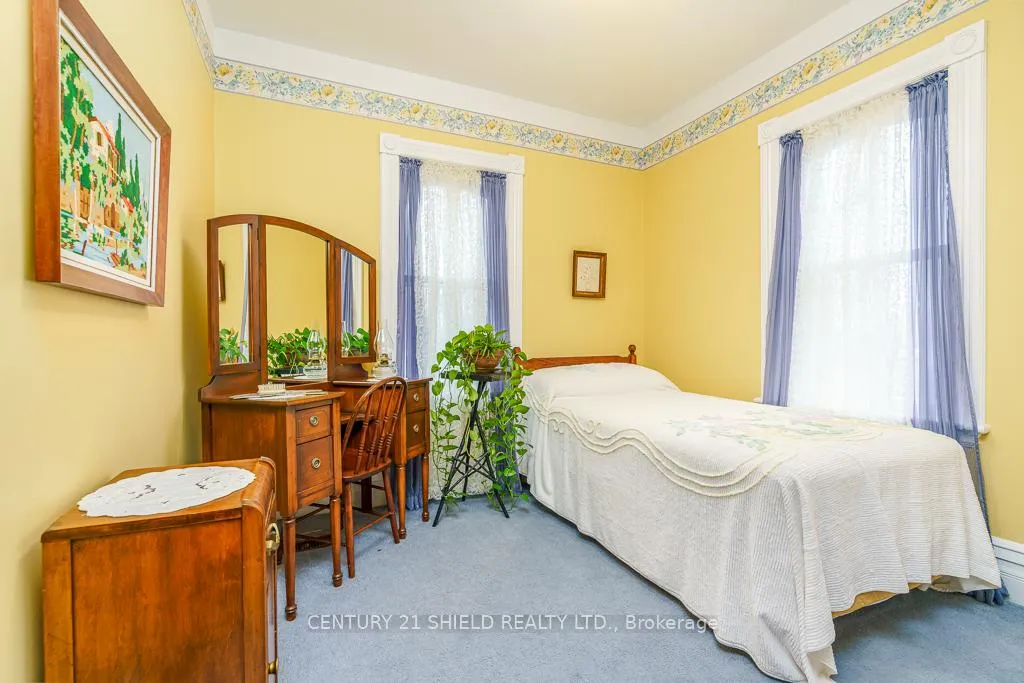 Photo 19 of 48 St George Street E, North Glengarry, Alexandria — HOMEH