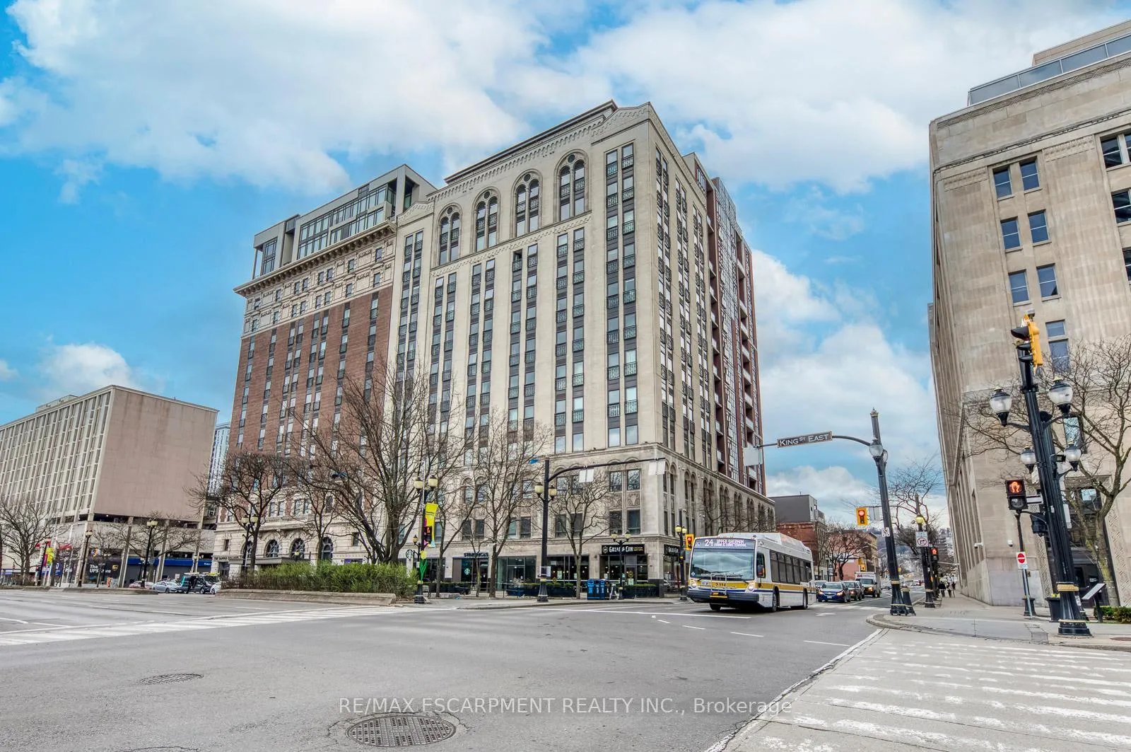 Photo 1 of Unit 905, 112 King Street E, Hamilton, Beasley — HOMEH