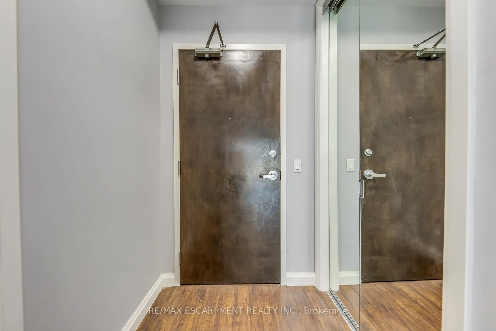 Photo 11 of Unit 905, 112 King Street E, Hamilton, Beasley — HOMEH