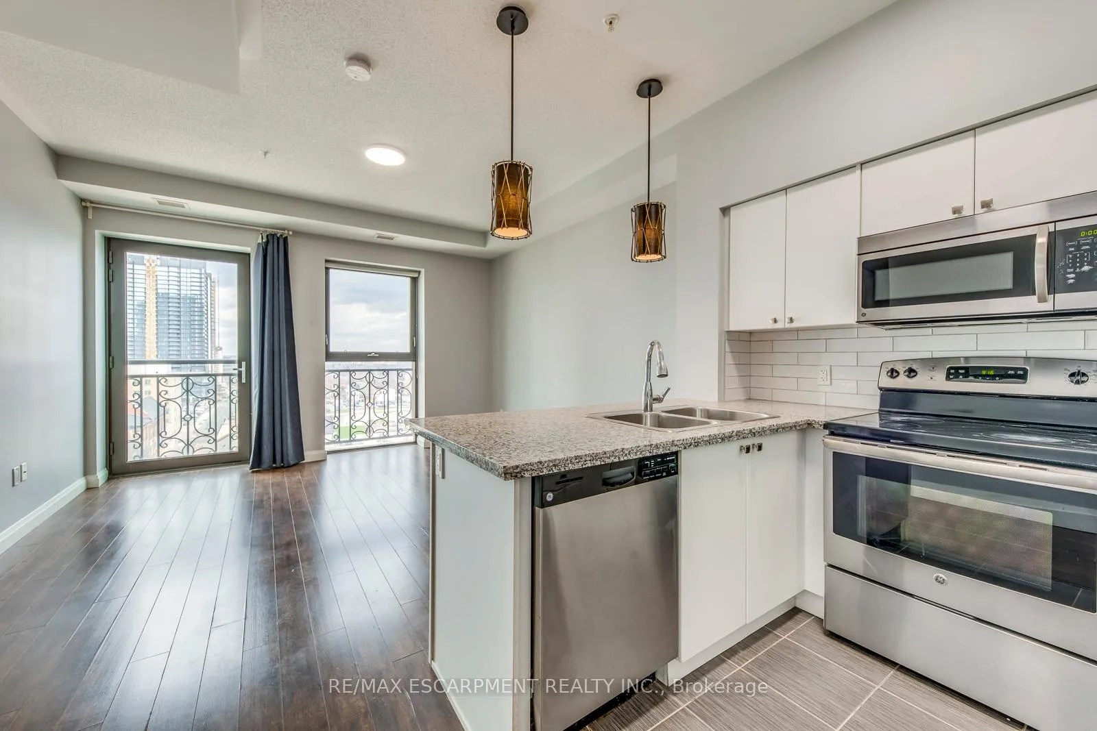 Photo 12 of Unit 905, 112 King Street E, Hamilton, Beasley — HOMEH