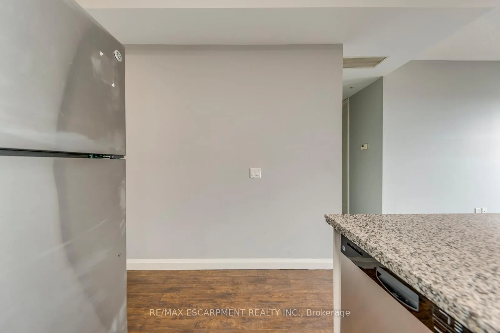 Photo 15 of Unit 905, 112 King Street E, Hamilton, Beasley — HOMEH