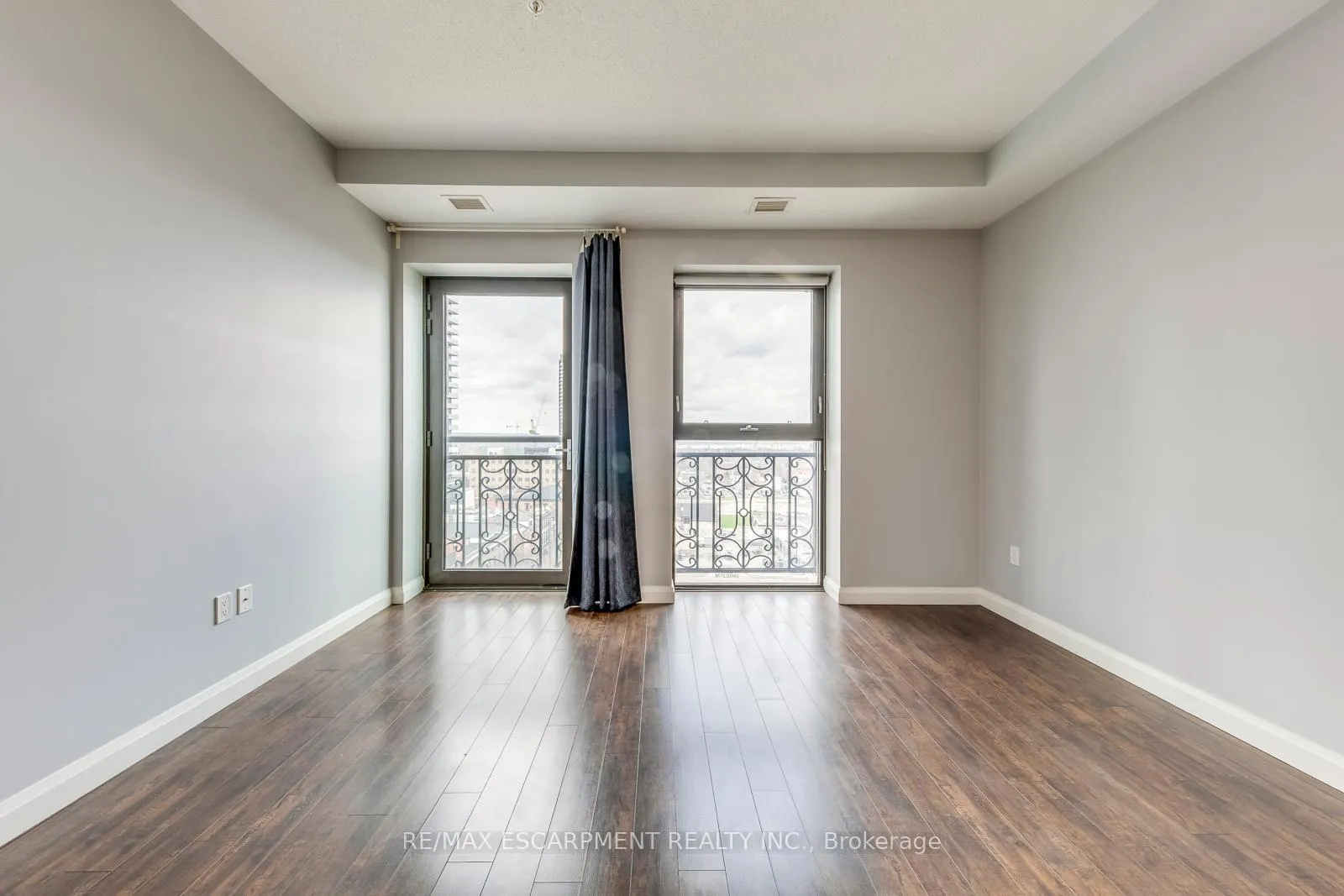 Photo 18 of Unit 905, 112 King Street E, Hamilton, Beasley — HOMEH