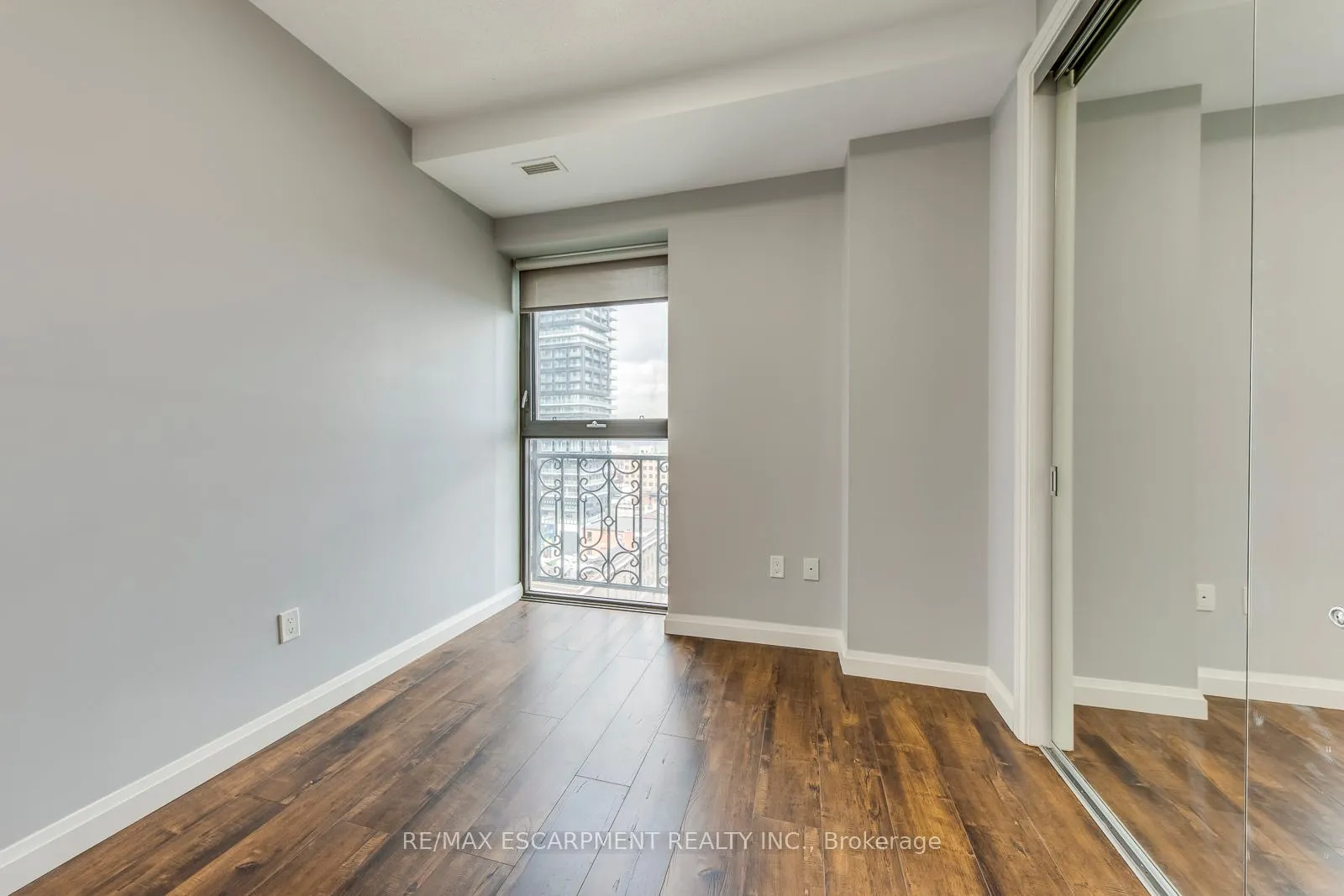 Photo 29 of Unit 905, 112 King Street E, Hamilton, Beasley — HOMEH