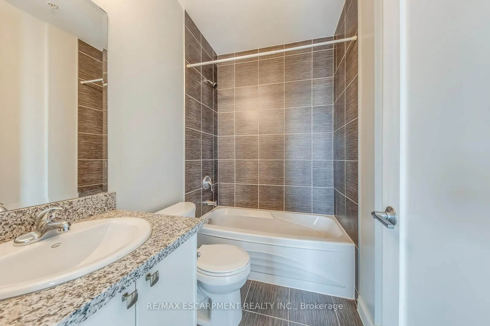 Photo 31 of Unit 905, 112 King Street E, Hamilton, Beasley — HOMEH