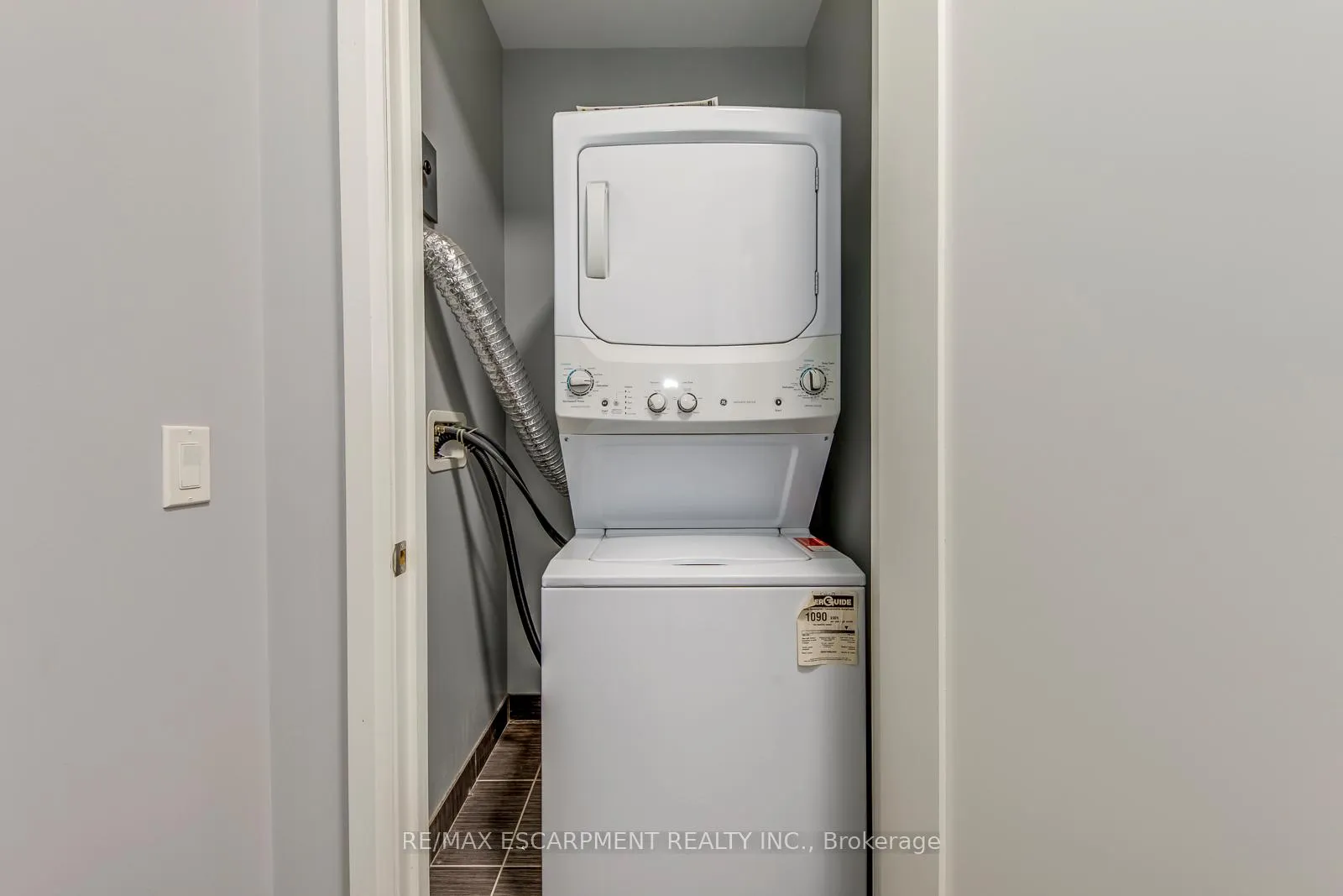 Photo 32 of Unit 905, 112 King Street E, Hamilton, Beasley — HOMEH