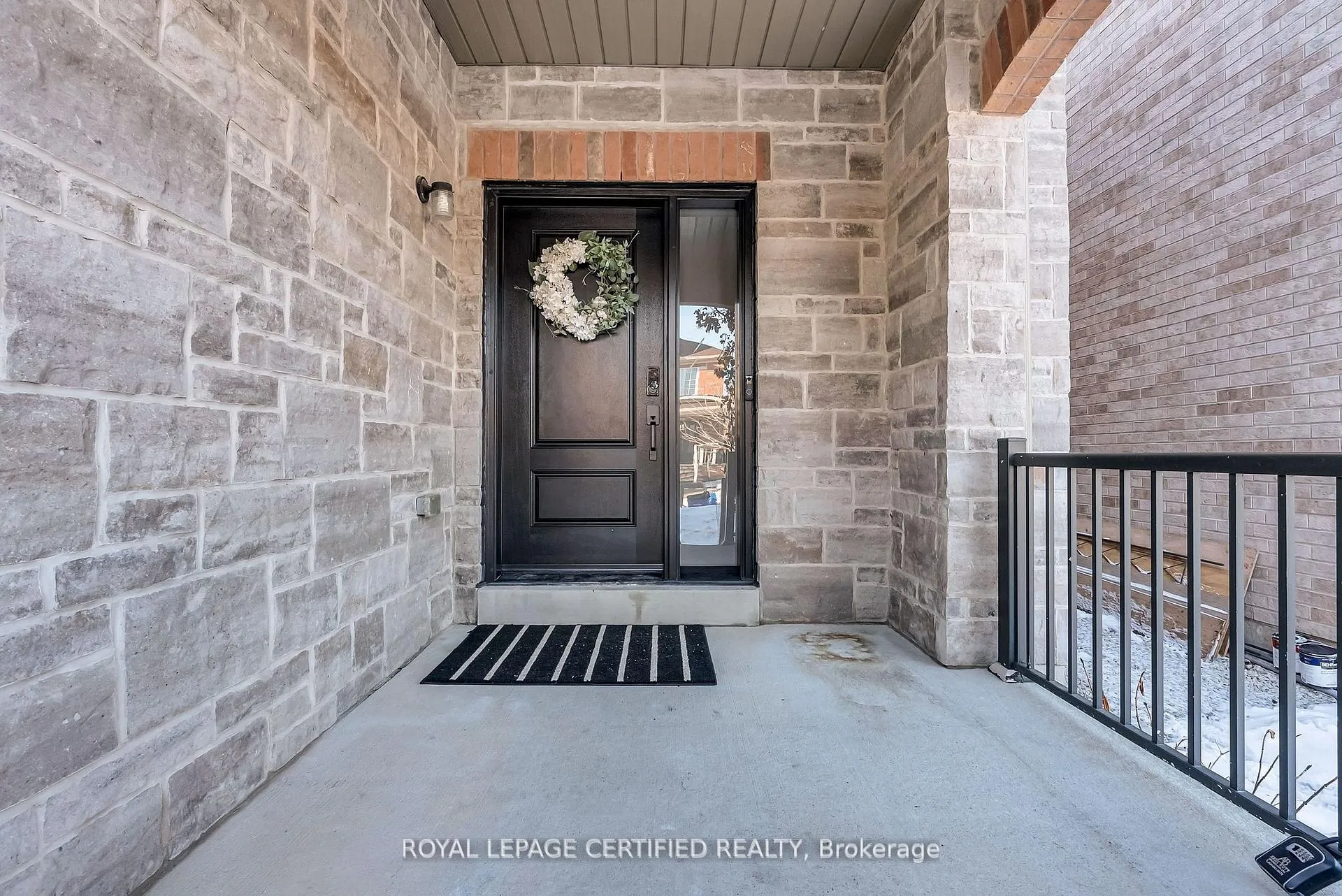 Photo 4 of 461 Downes Jackson Heights, Milton, Harrison — HOMEH