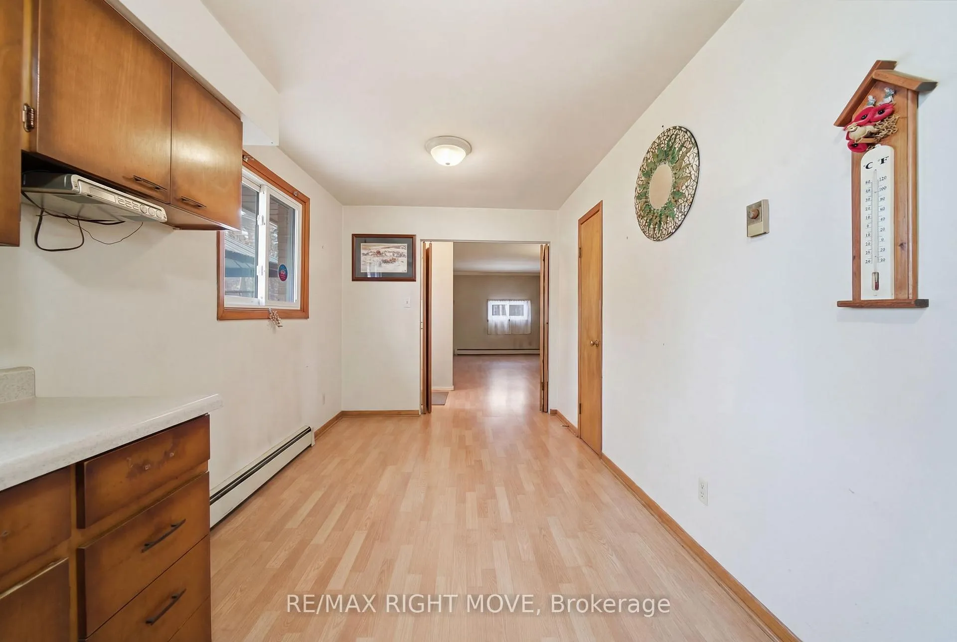 Photo 4 of 3149 Barrie Hill Road, Springwater, Rural Springwater — HOMEH