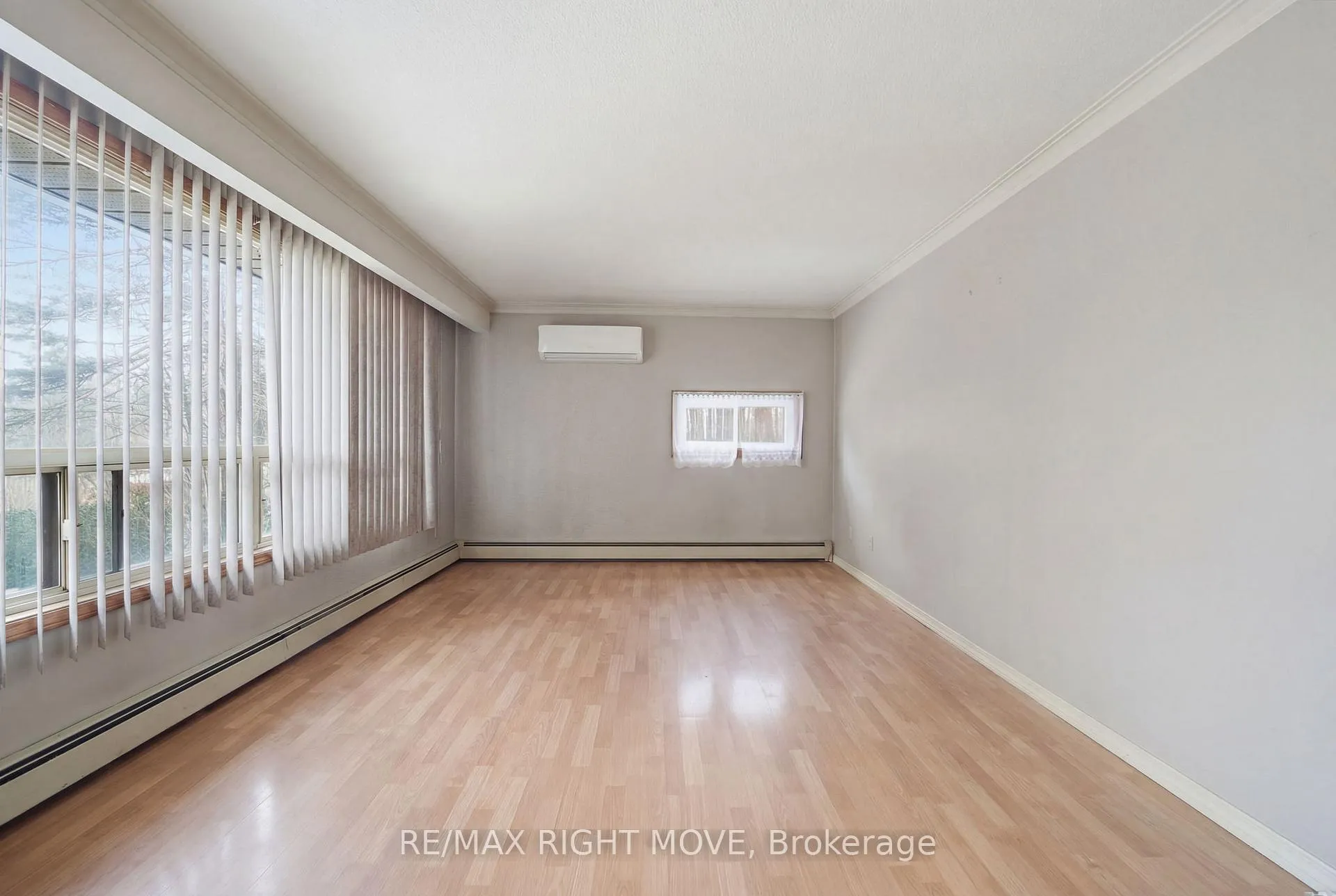Photo 7 of 3149 Barrie Hill Road, Springwater, Rural Springwater — HOMEH
