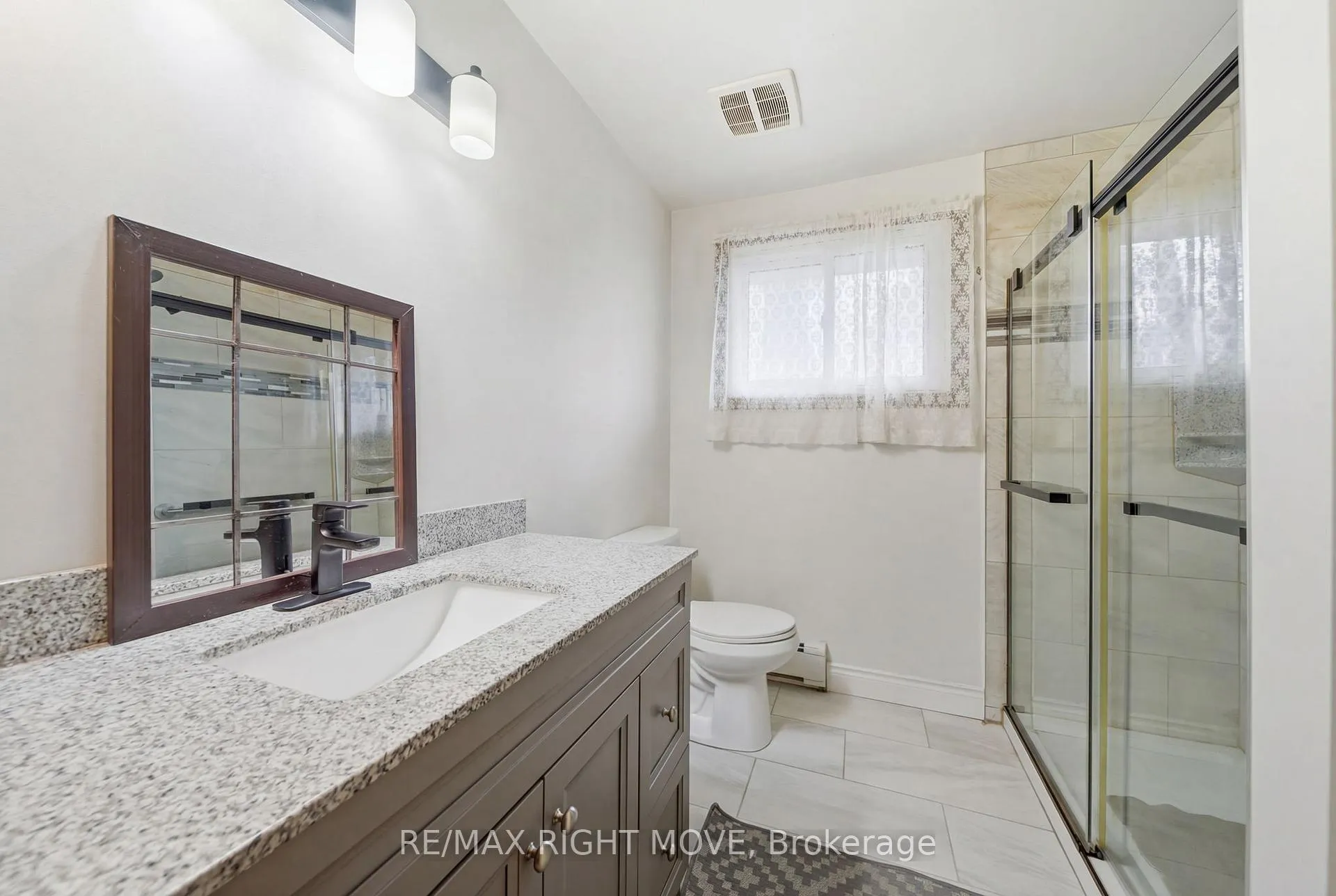 Photo 9 of 3149 Barrie Hill Road, Springwater, Rural Springwater — HOMEH
