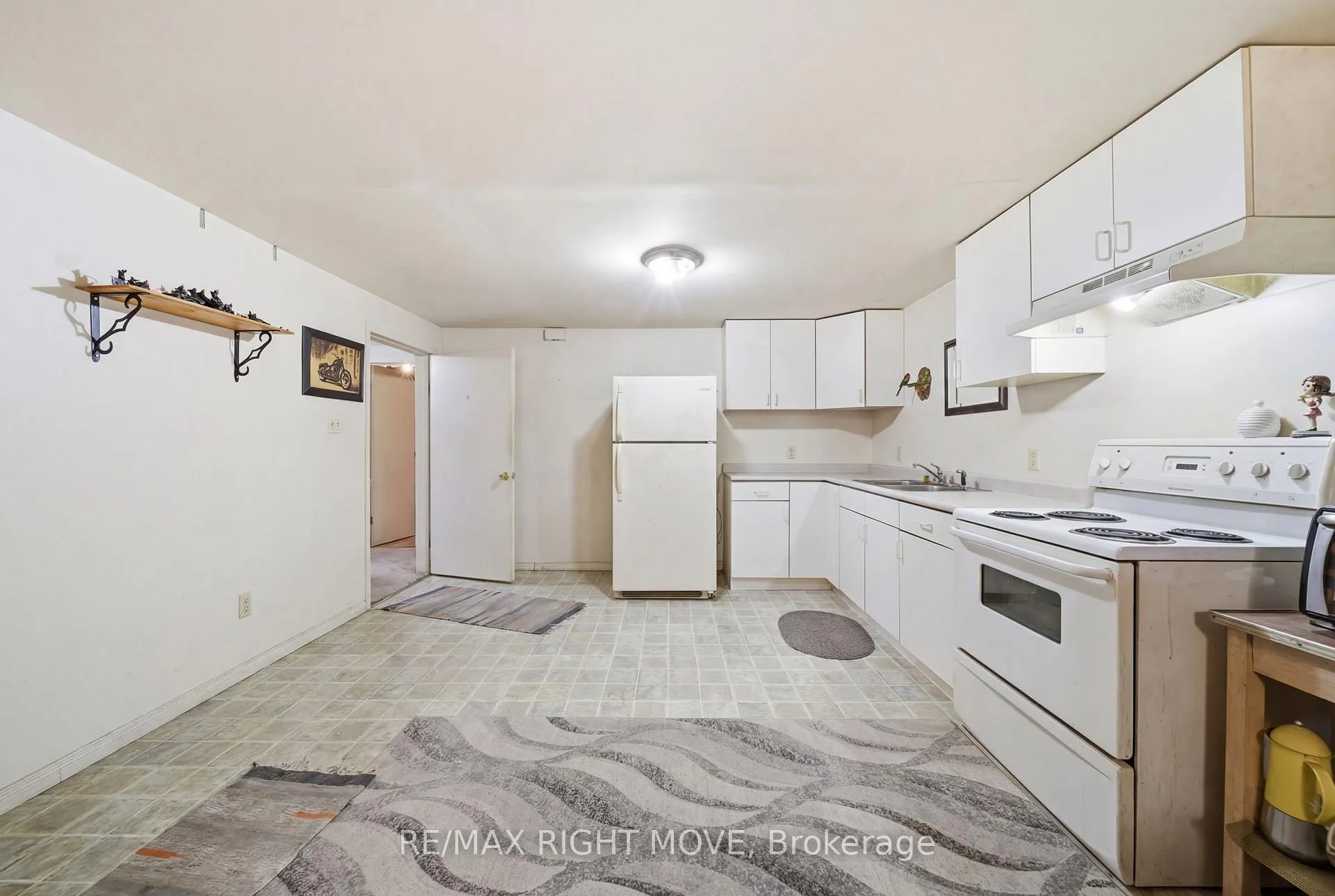 Photo 12 of 3149 Barrie Hill Road, Springwater, Rural Springwater — HOMEH