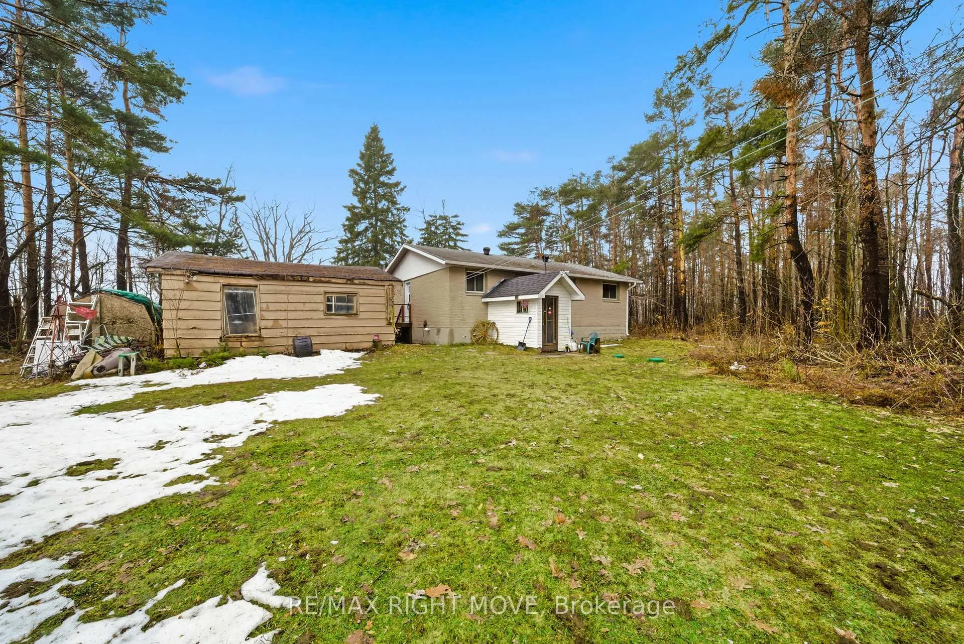 Photo 15 of 3149 Barrie Hill Road, Springwater, Rural Springwater — HOMEH