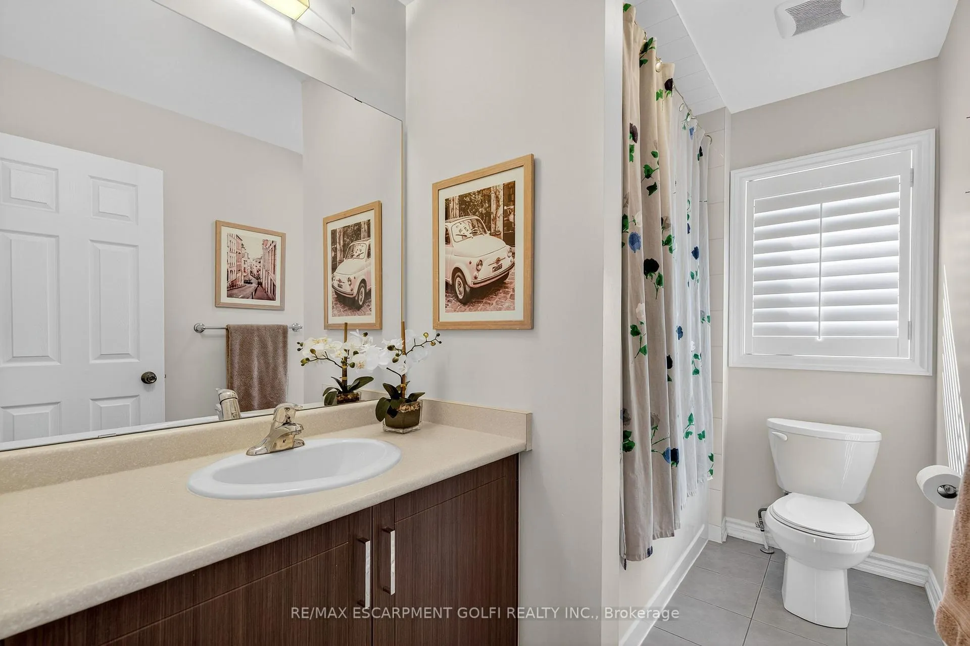 Photo 25 of 279 Voyager Pass, Hamilton, Binbrook — HOMEH