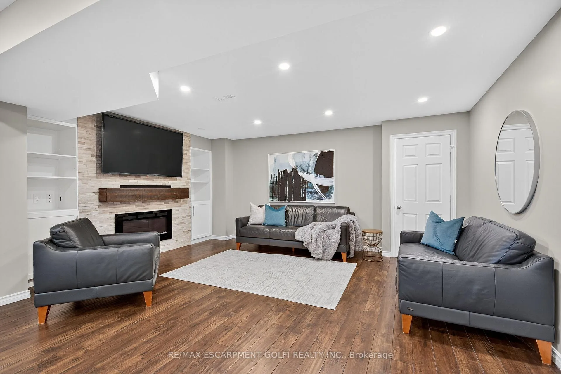 Photo 28 of 279 Voyager Pass, Hamilton, Binbrook — HOMEH