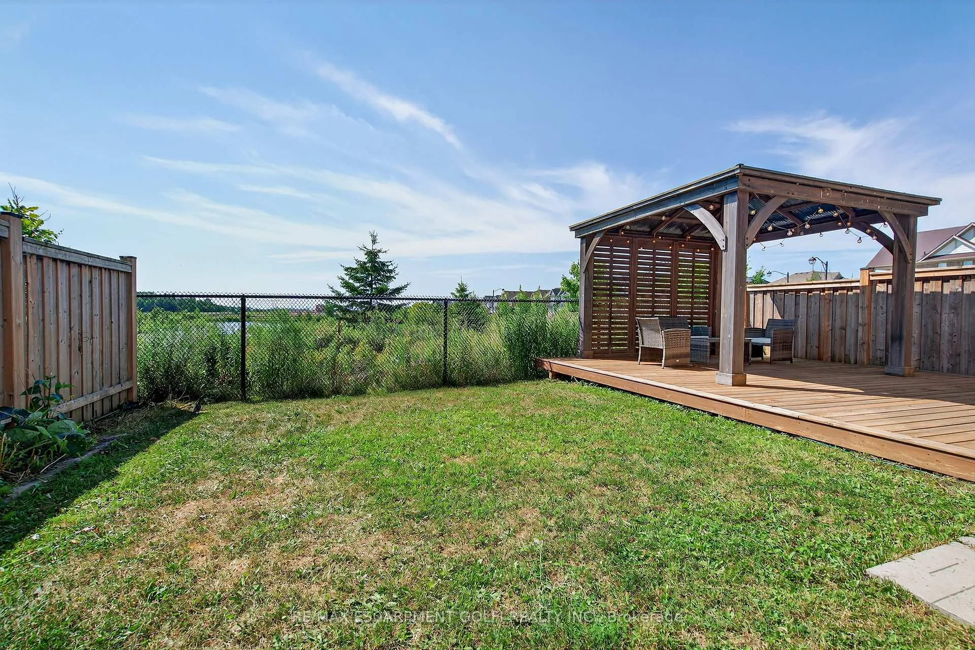 Photo 33 of 279 Voyager Pass, Hamilton, Binbrook — HOMEH