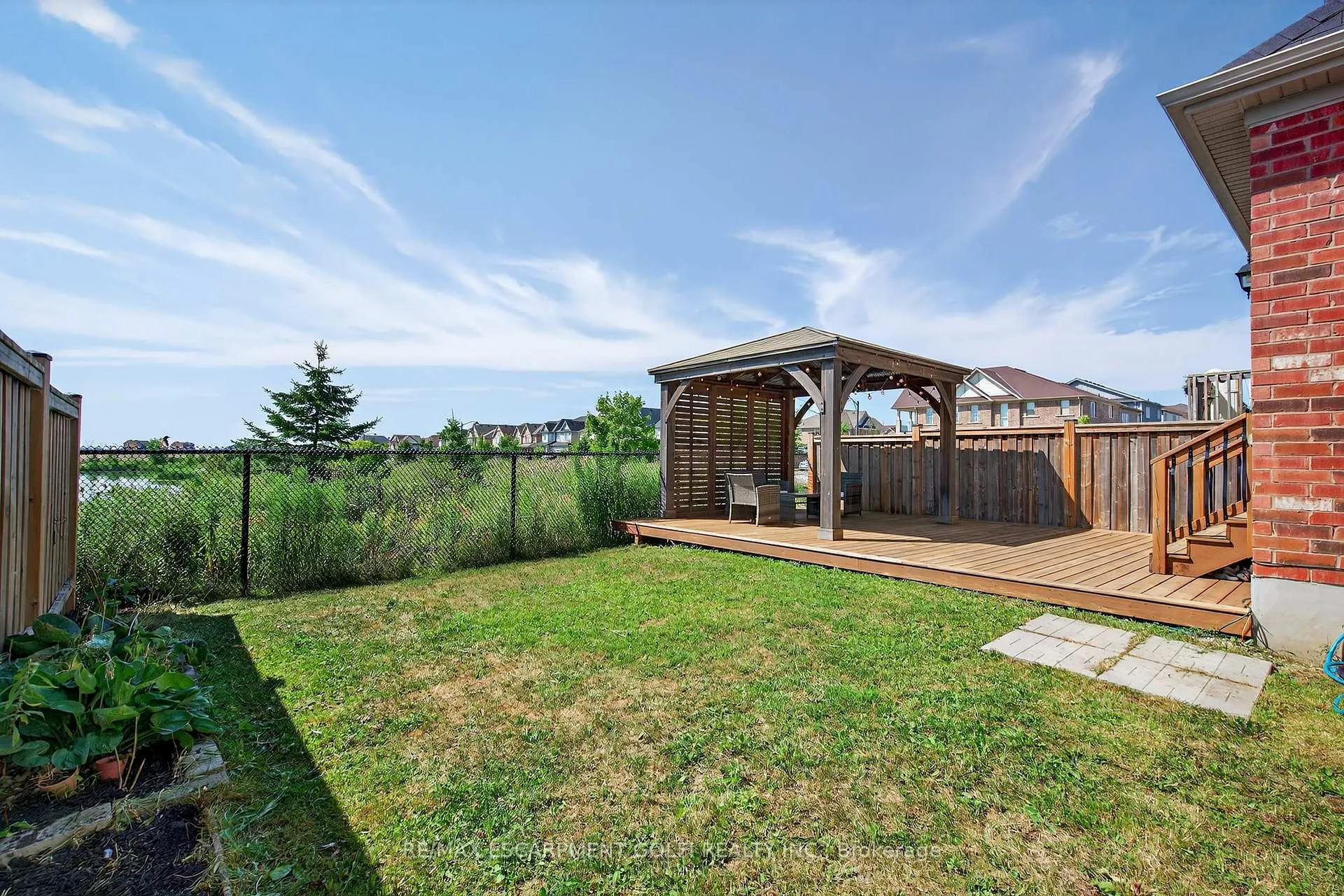 Photo 34 of 279 Voyager Pass, Hamilton, Binbrook — HOMEH