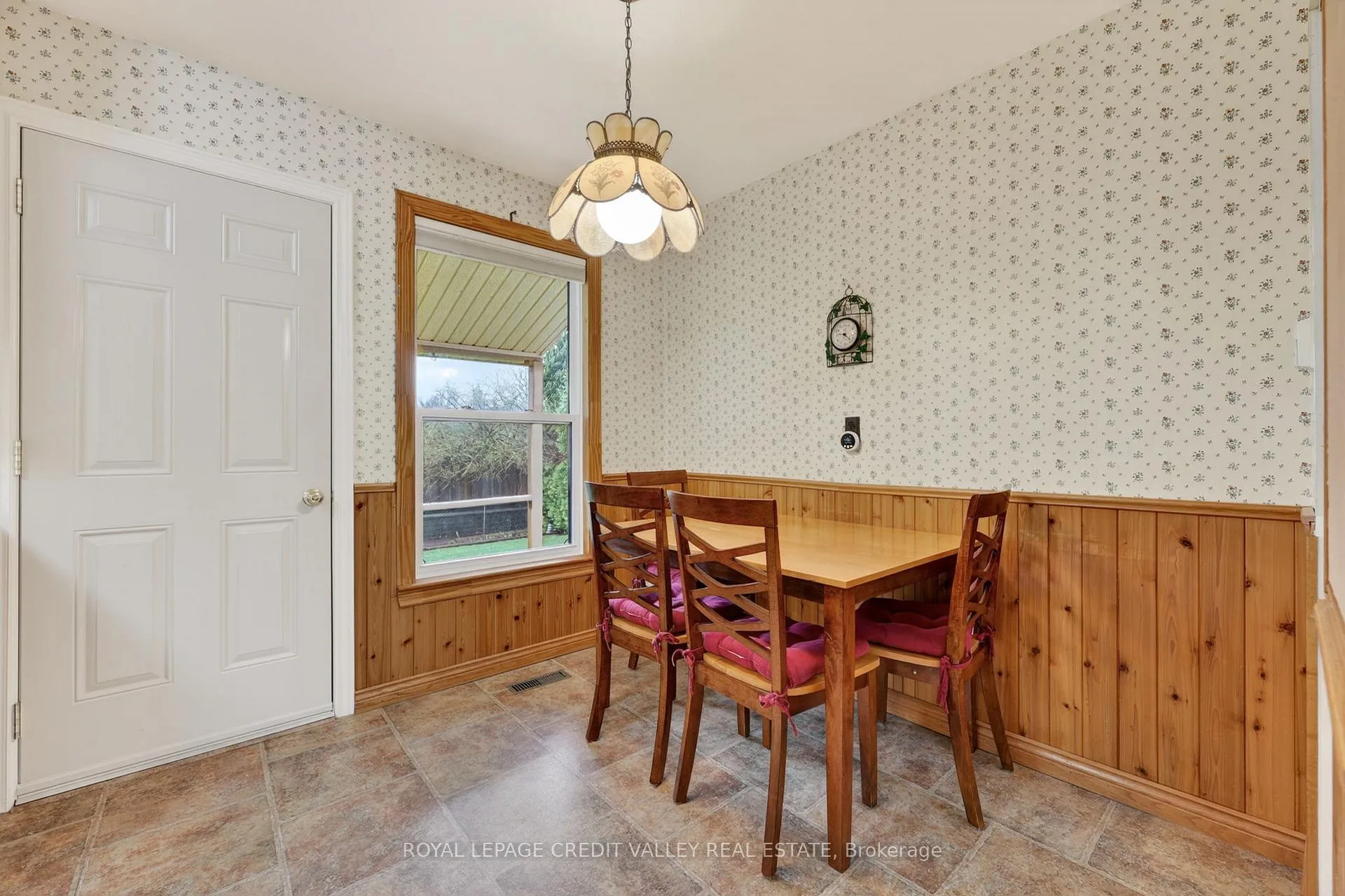Photo 16 of 20 Willis Drive, Brampton, Brampton East — HOMEH