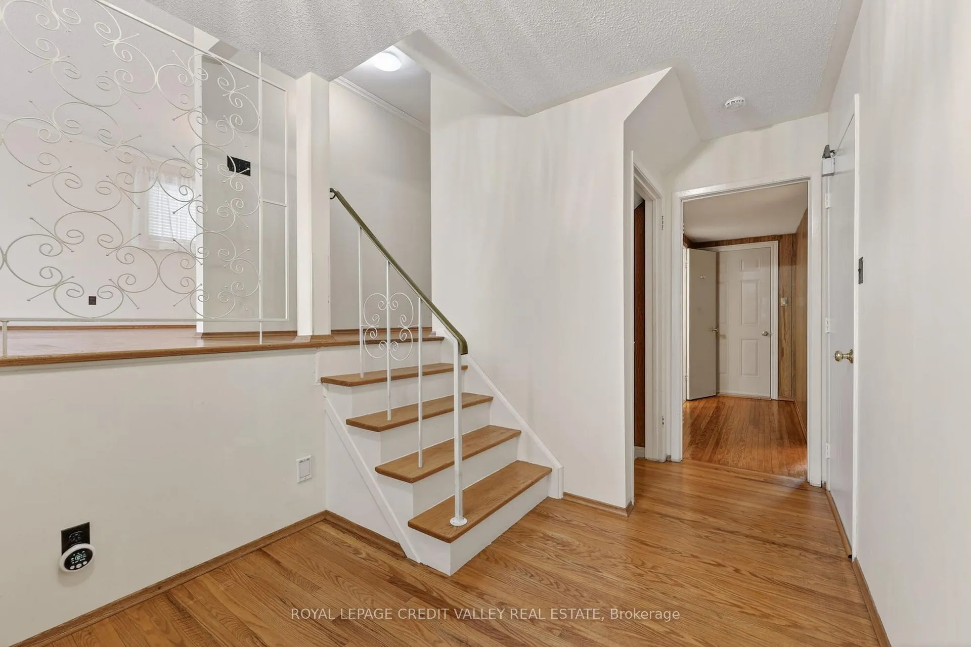 Photo 22 of 20 Willis Drive, Brampton, Brampton East — HOMEH