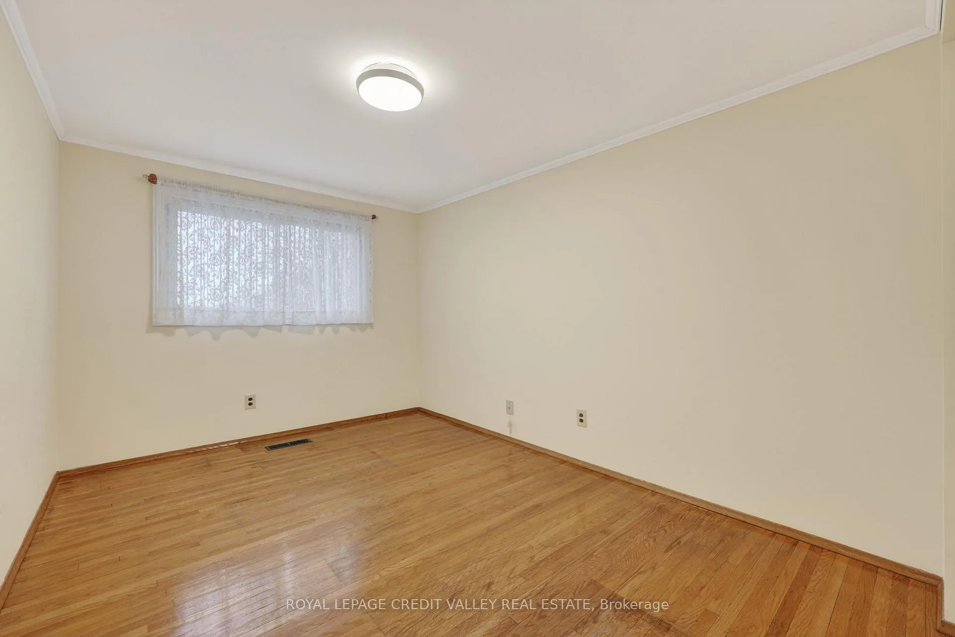Photo 31 of 20 Willis Drive, Brampton, Brampton East — HOMEH
