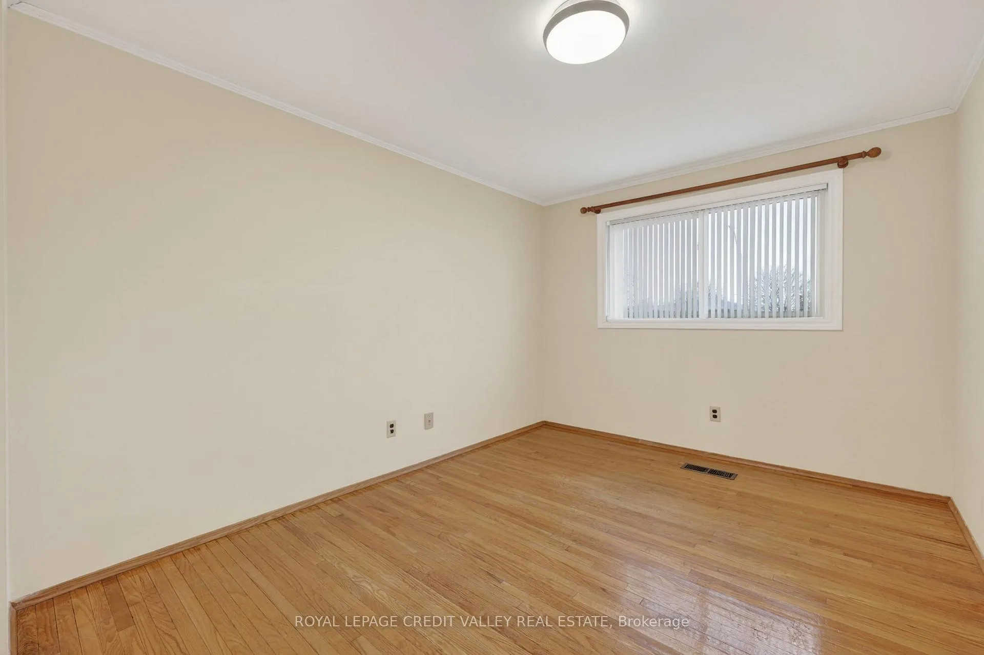 Photo 33 of 20 Willis Drive, Brampton, Brampton East — HOMEH