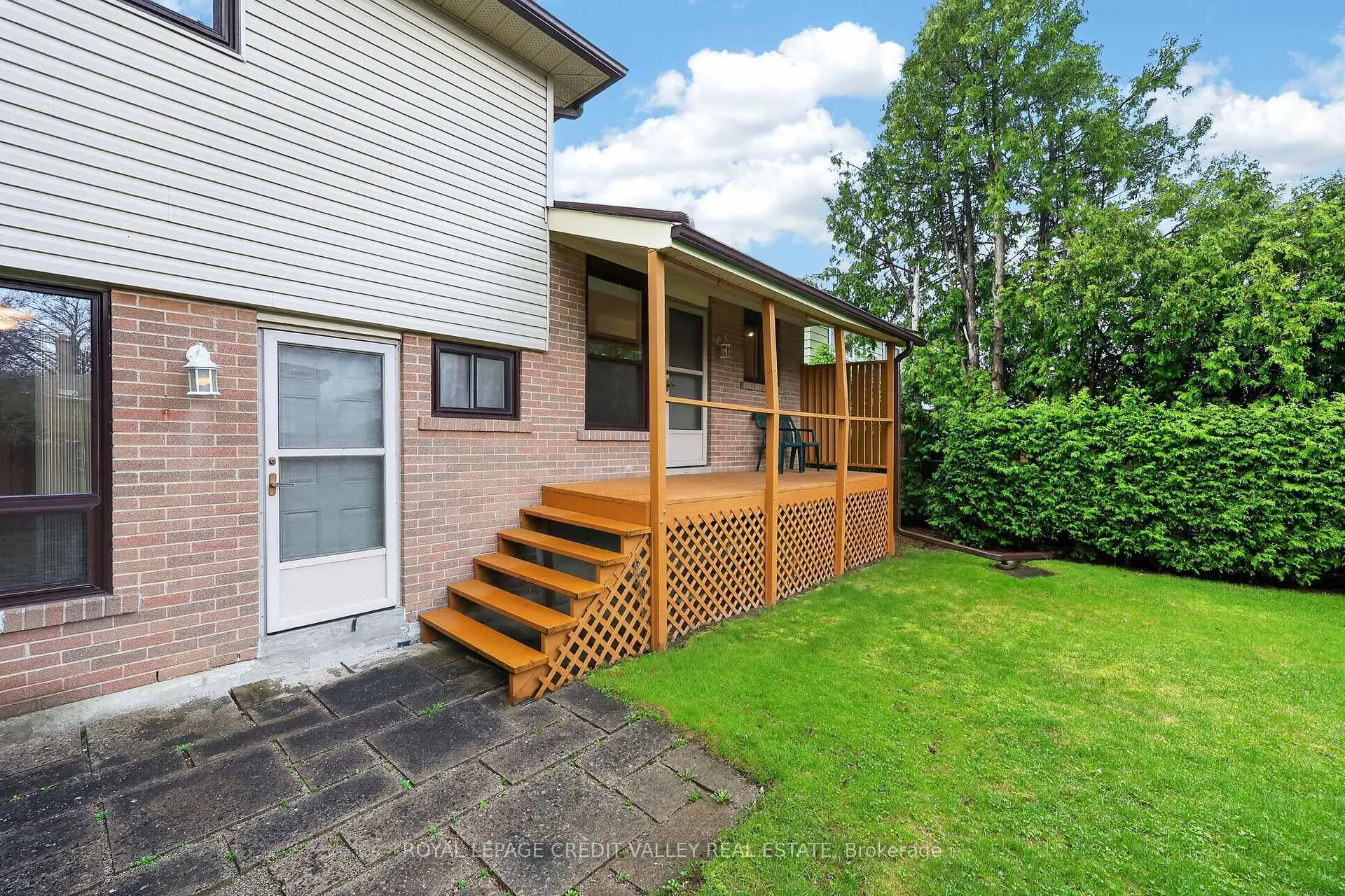 Photo 38 of 20 Willis Drive, Brampton, Brampton East — HOMEH