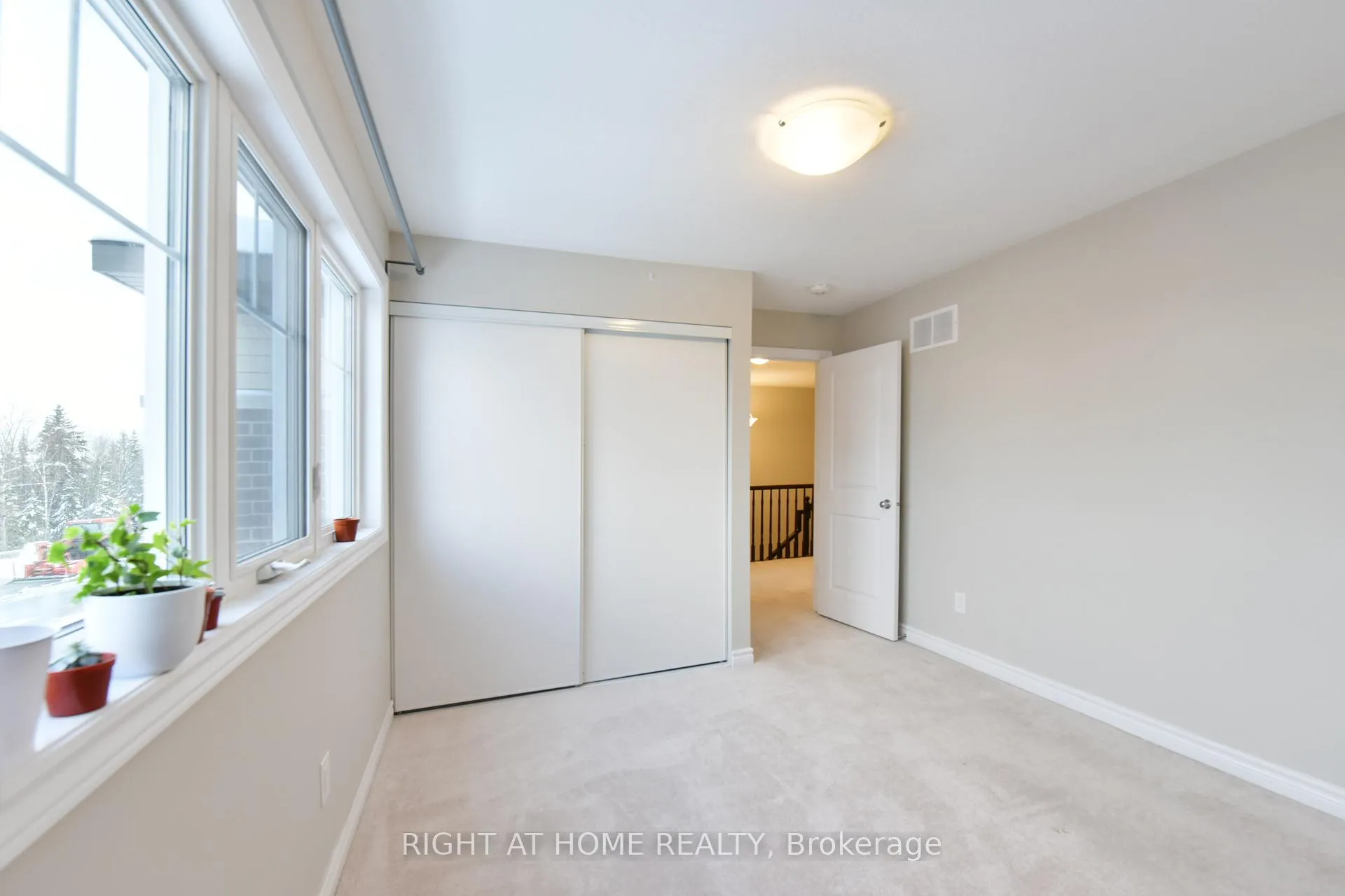 Photo 19 of 630 Eagle Crest Heights, Ottawa, Stittsville (North) — HOMEH