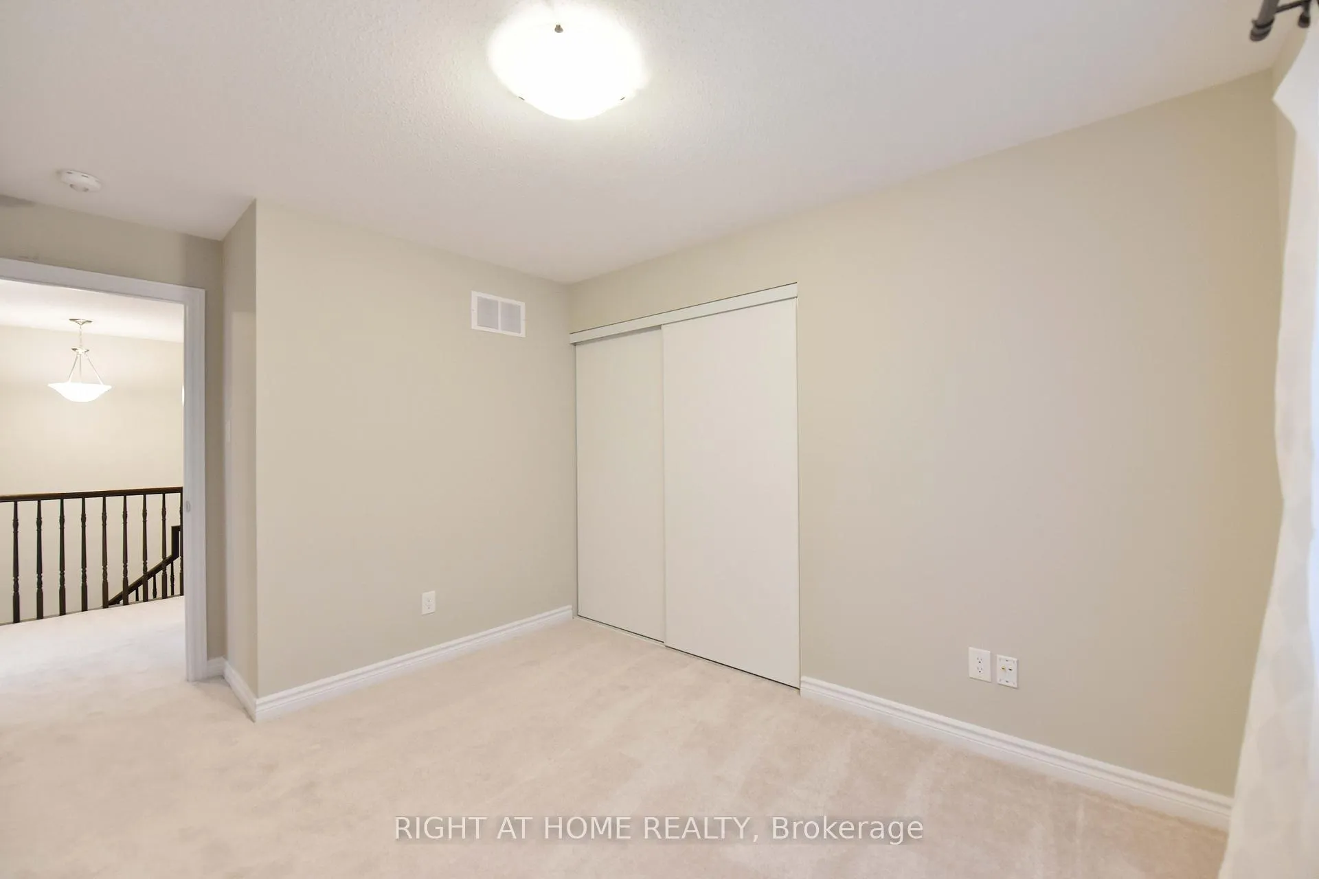 Photo 21 of 630 Eagle Crest Heights, Ottawa, Stittsville (North) — HOMEH