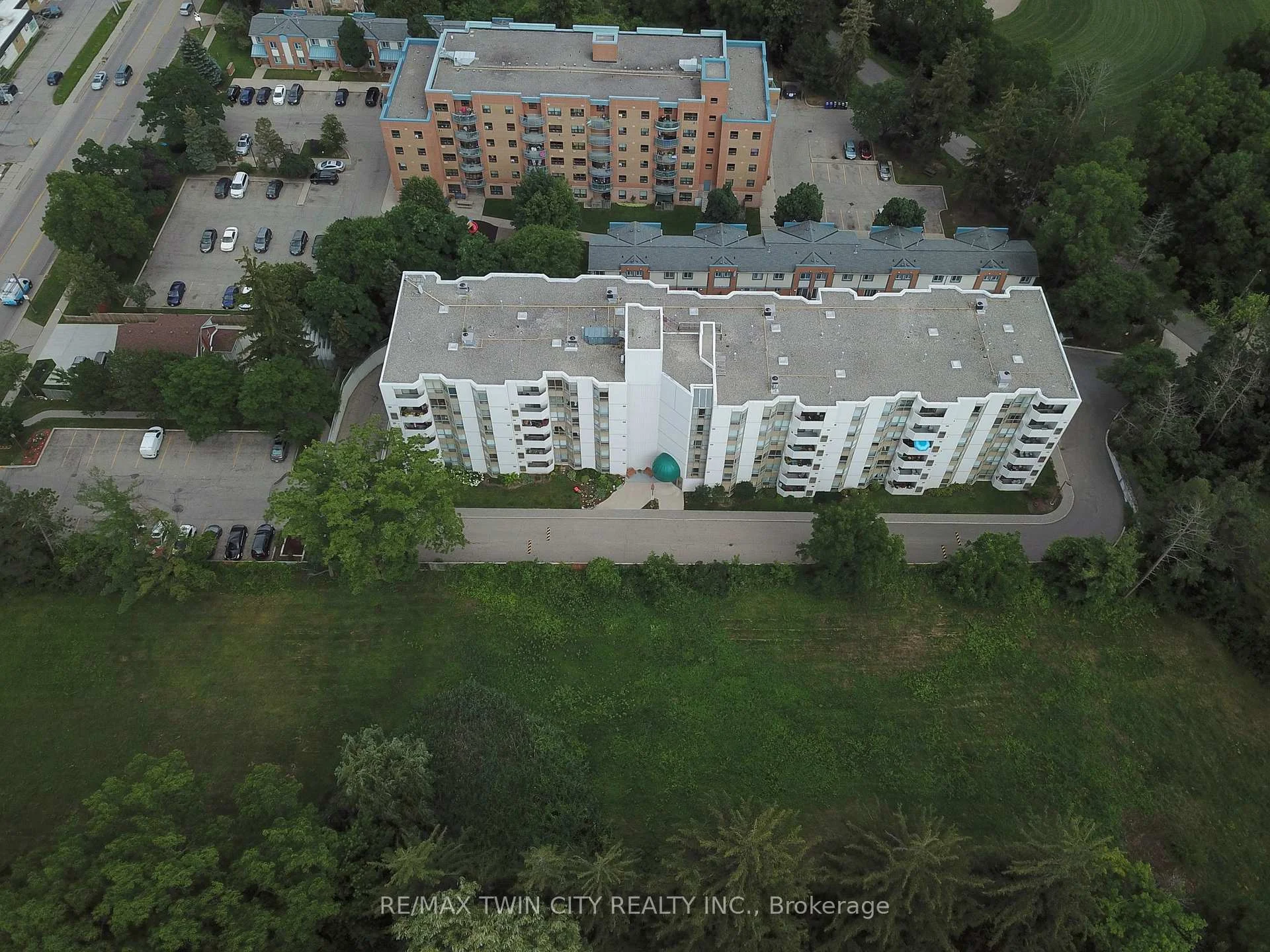 Photo 37 of Unit 505, 3267 King Street, Kitchener, Chicopee/Freeport — HOMEH