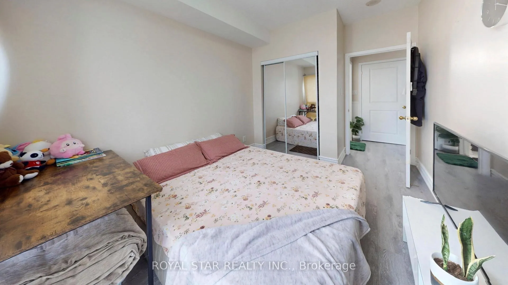 Photo 31 of Unit 1109, 9 George Street, Brampton, Downtown Brampton — HOMEH
