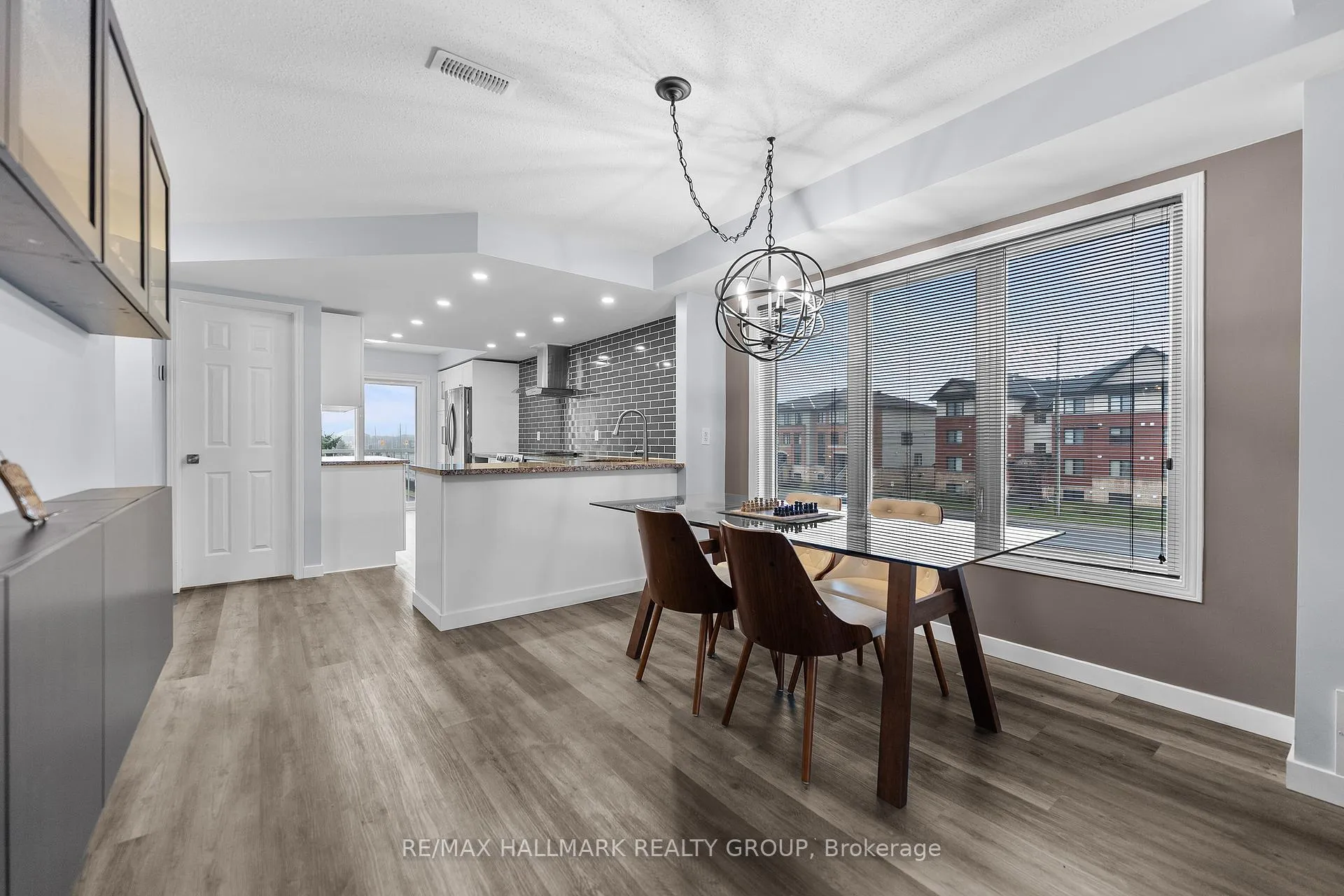 Photo 19 of 12 Lakepointe Drive, Ottawa, Avalon East — HOMEH