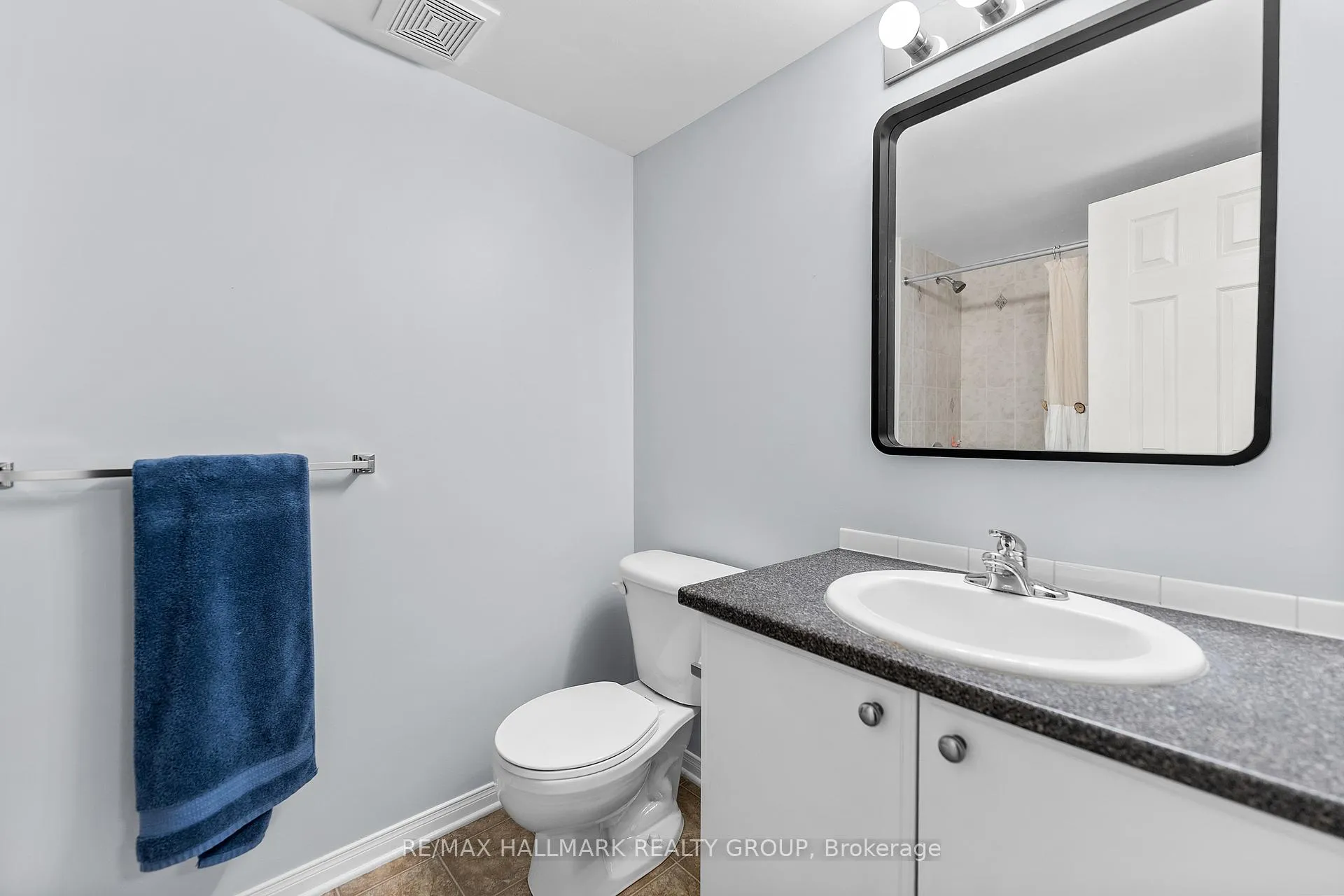 Photo 33 of 12 Lakepointe Drive, Ottawa, Avalon East — HOMEH