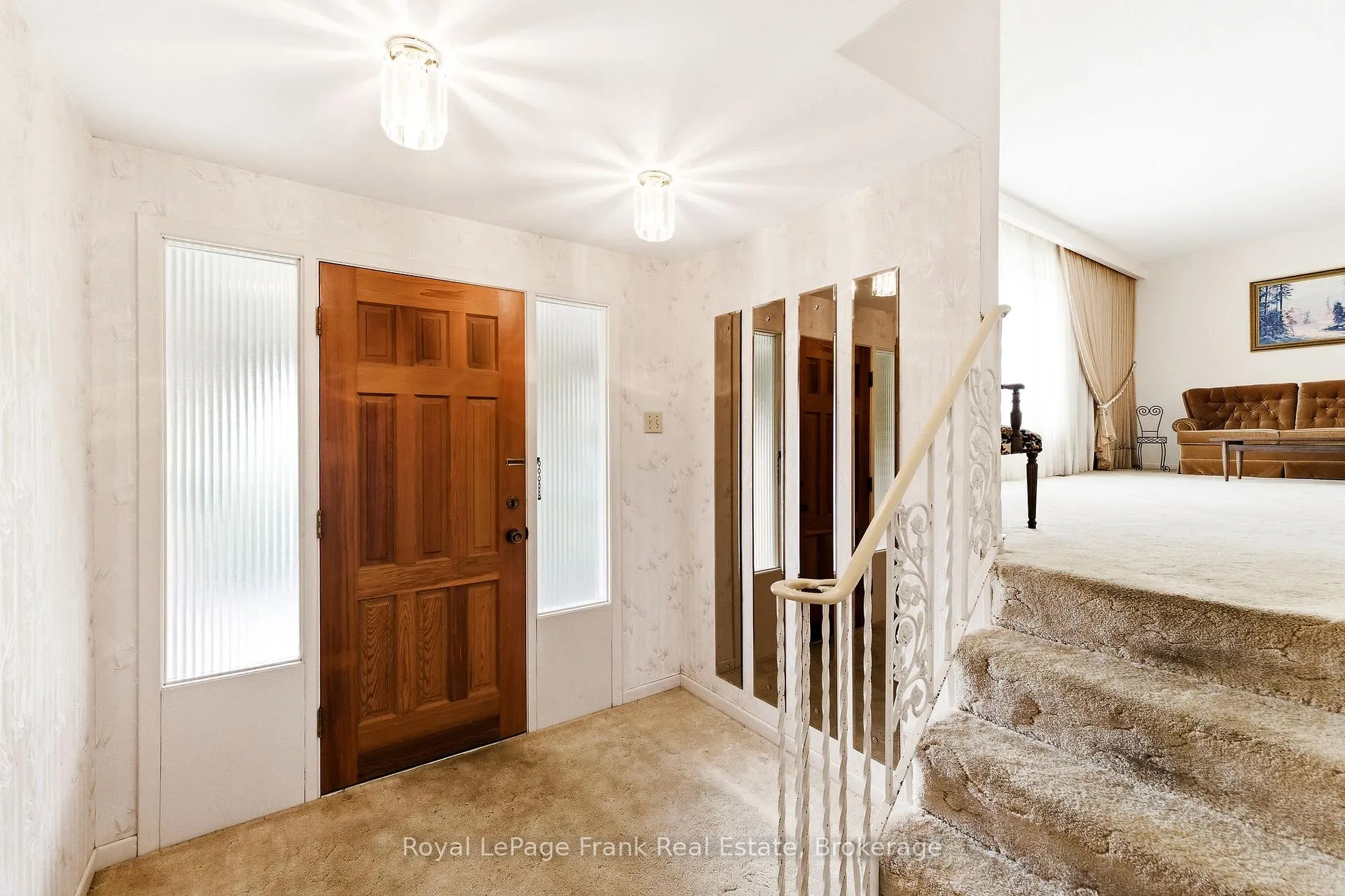 Photo 6 of 2 Callen Court, Ajax, South East — HOMEH