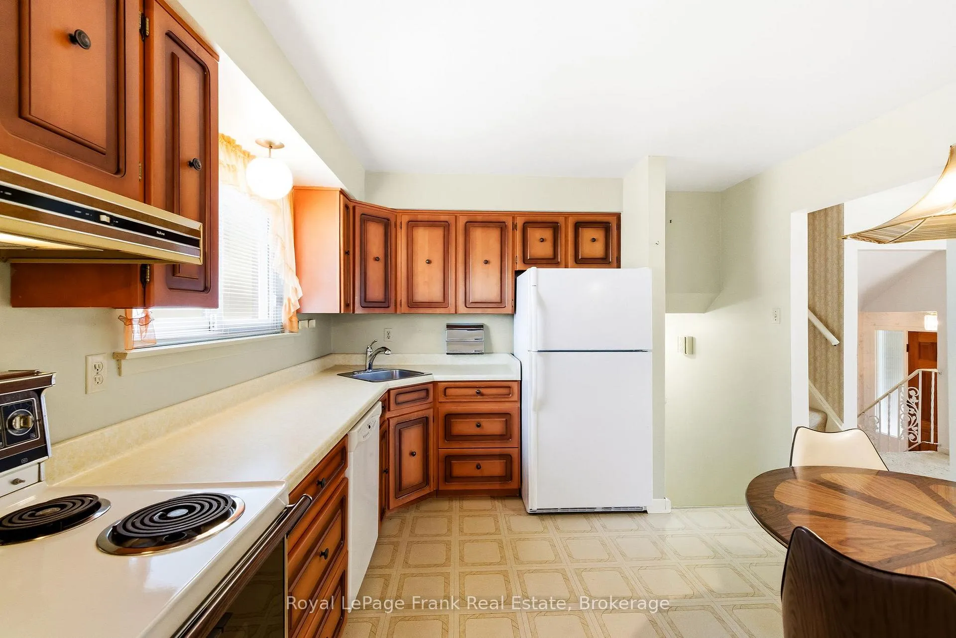 Photo 13 of 2 Callen Court, Ajax, South East — HOMEH