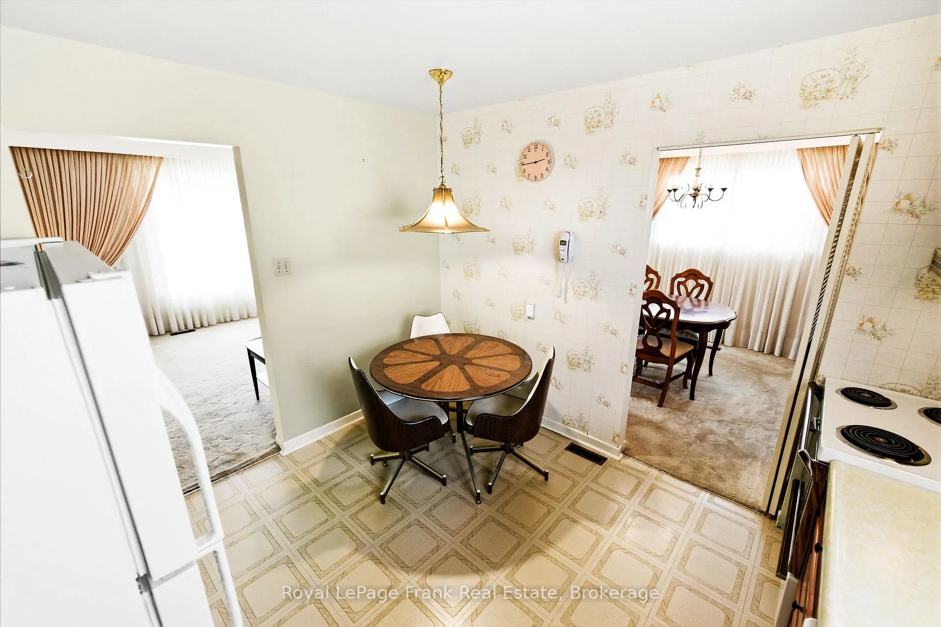 Photo 14 of 2 Callen Court, Ajax, South East — HOMEH