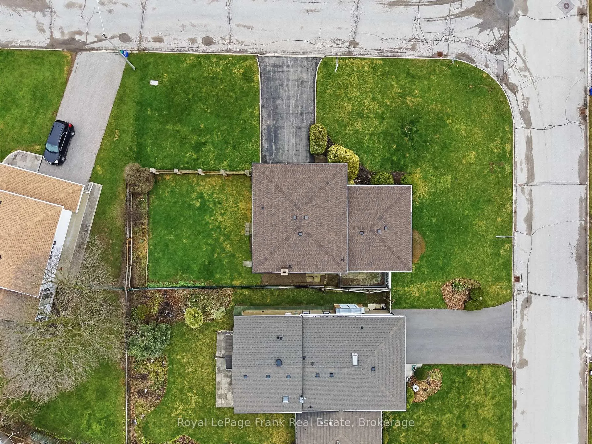 Photo 42 of 2 Callen Court, Ajax, South East — HOMEH