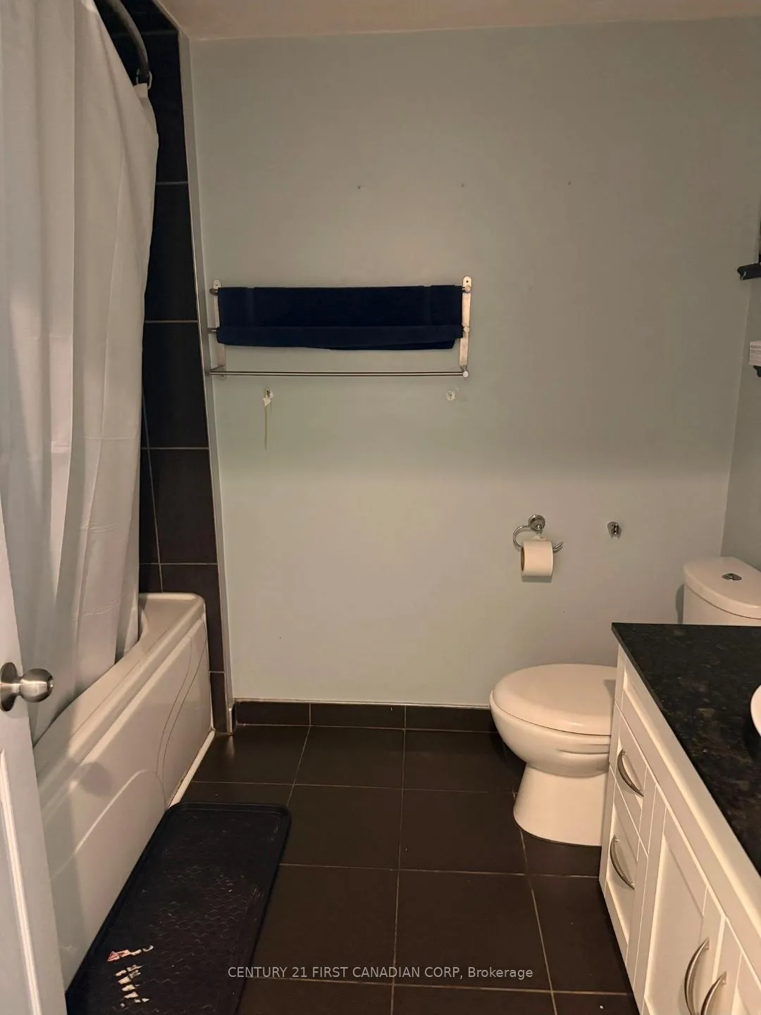 Photo 8 of Unit bedroom 2, 1150 Kipps Lane, London, East A — HOMEH